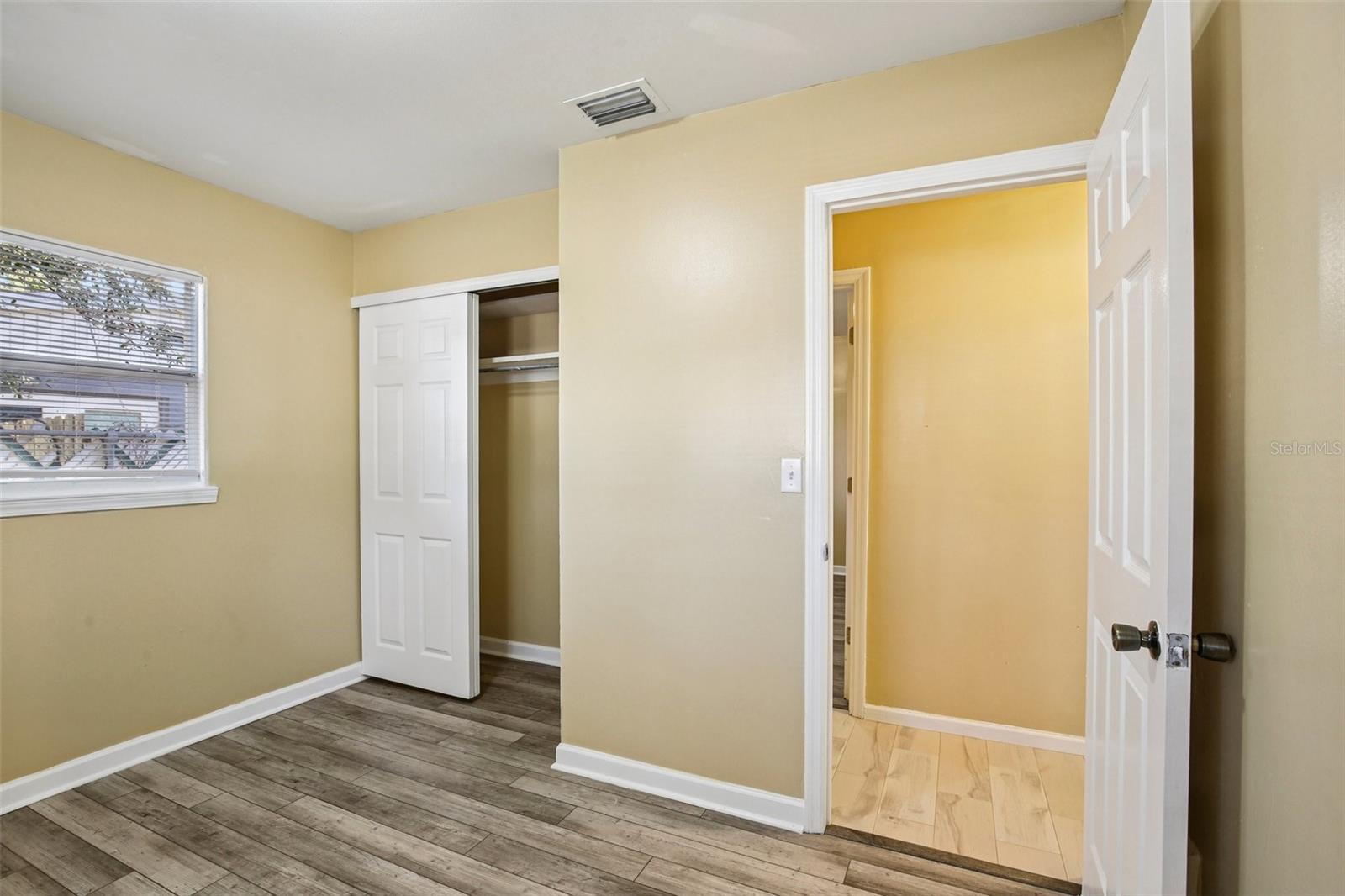 FAIRLAWN PARK UNITS 4 & 5 - Residential