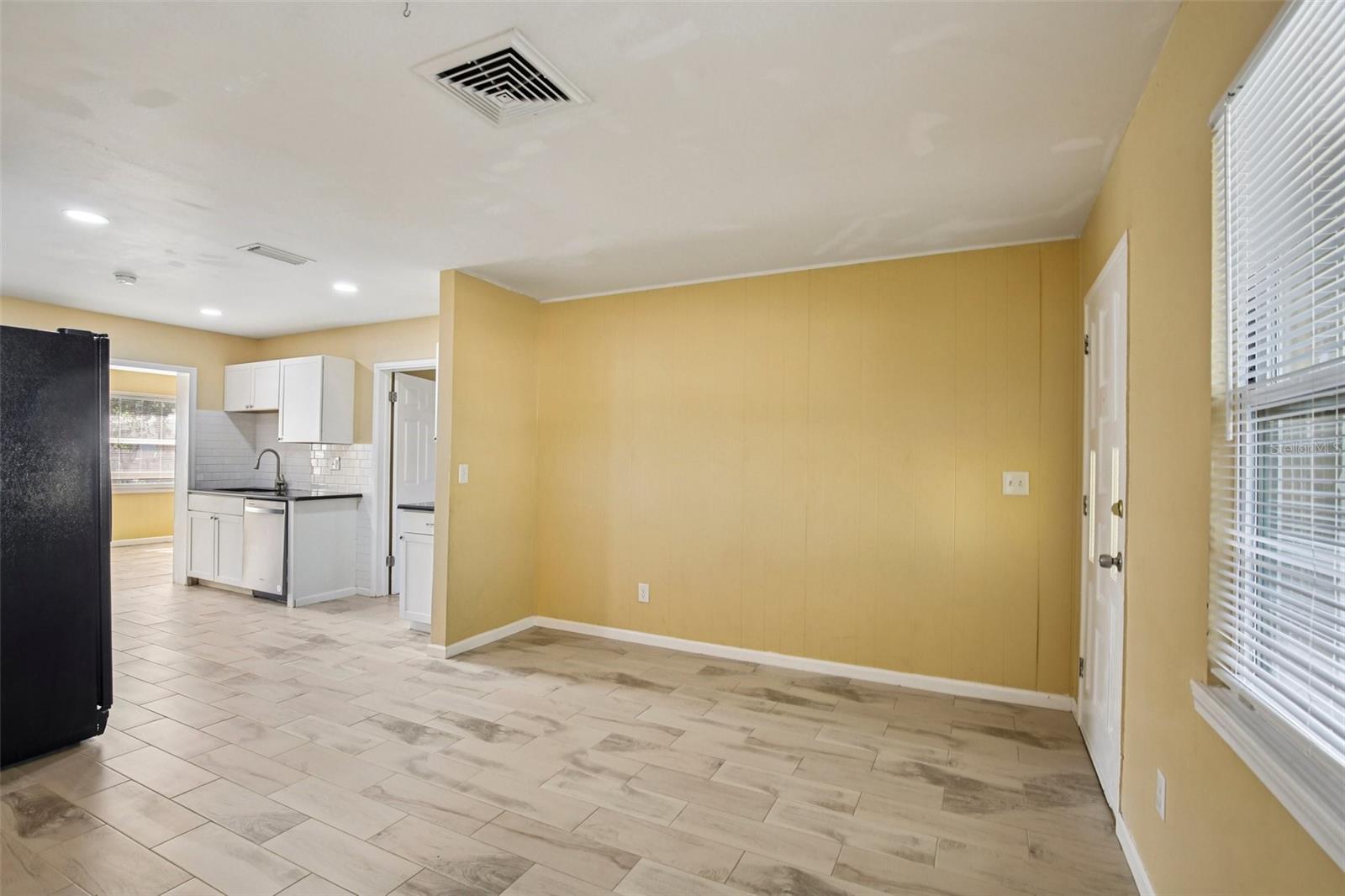 FAIRLAWN PARK UNITS 4 & 5 - Residential