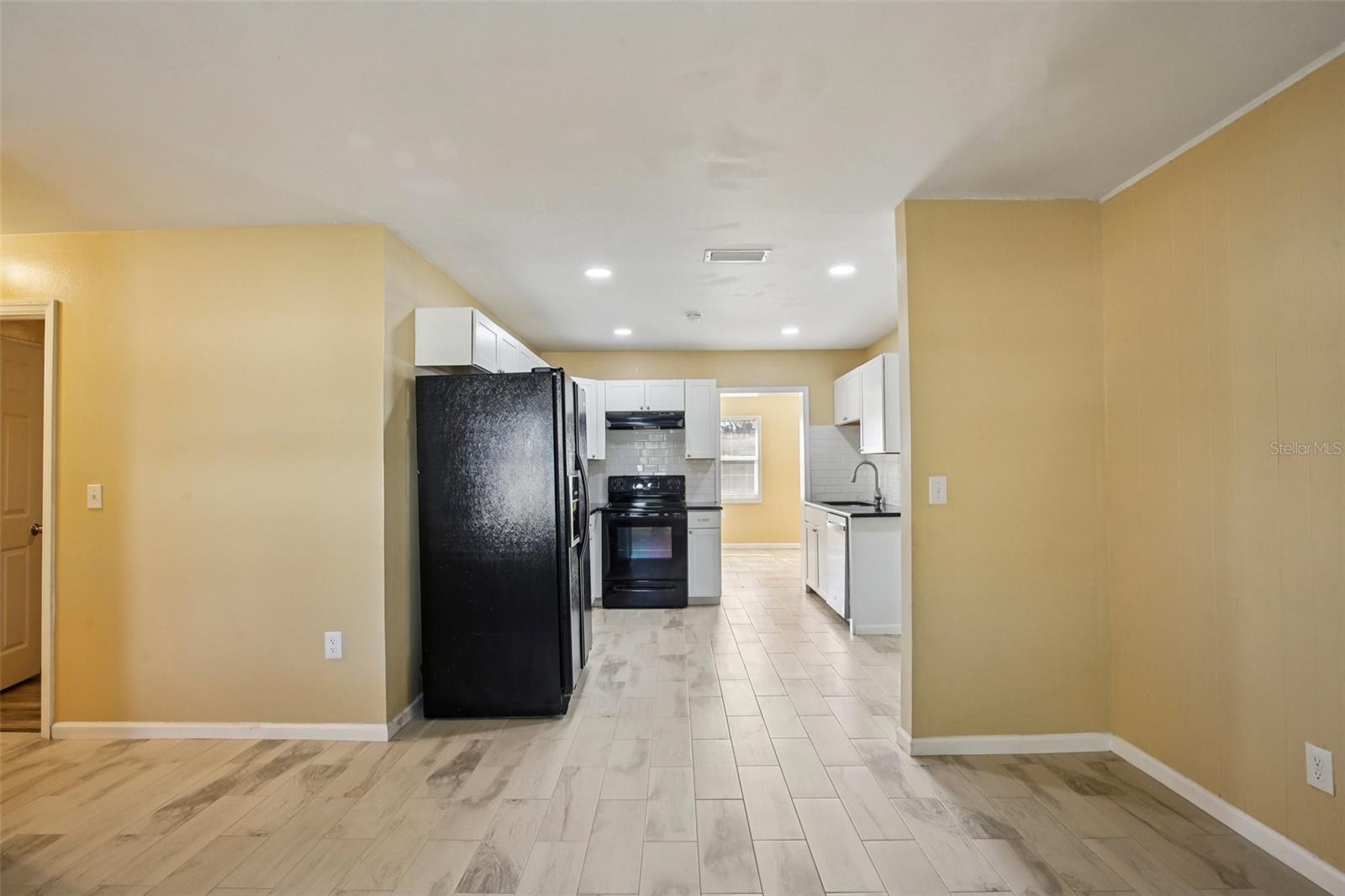 FAIRLAWN PARK UNITS 4 & 5 - Residential