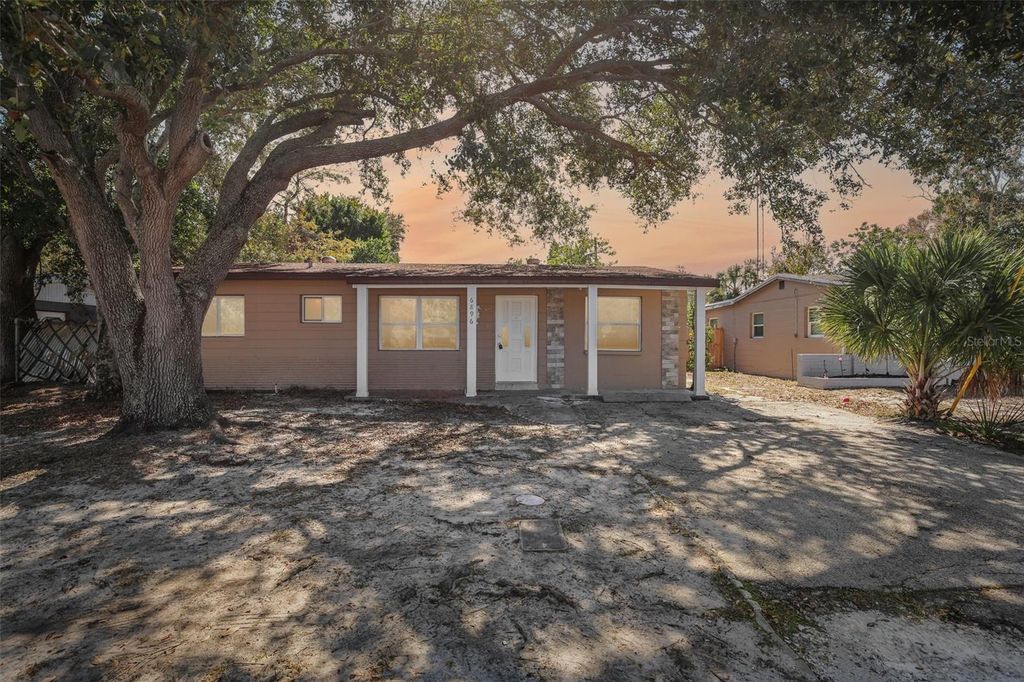 Photo of 6896 78th Avenue N, Pinellas Park, FL 33781 (MLS # TB8475328)