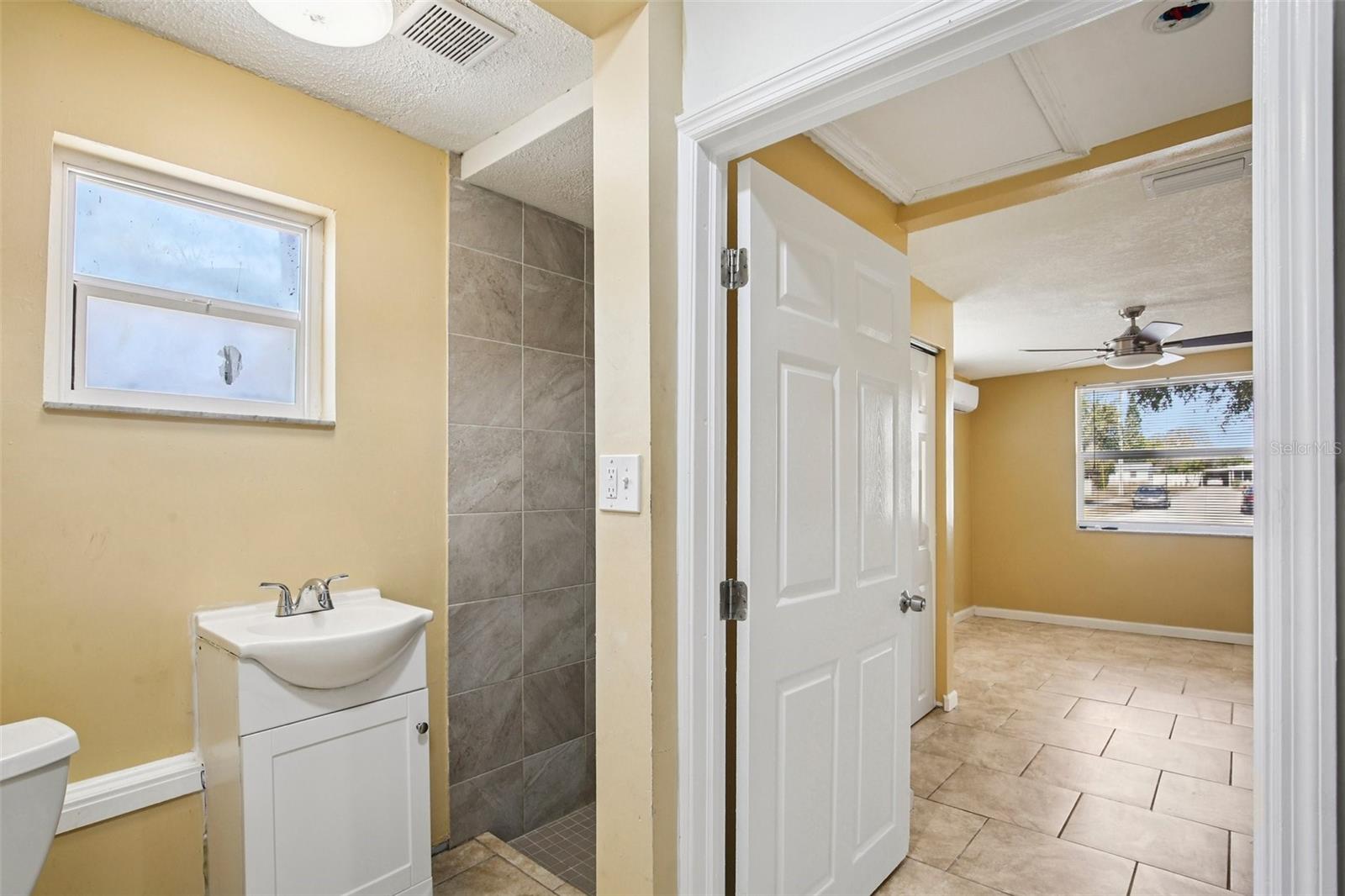 FAIRLAWN PARK UNITS 4 & 5 - Residential