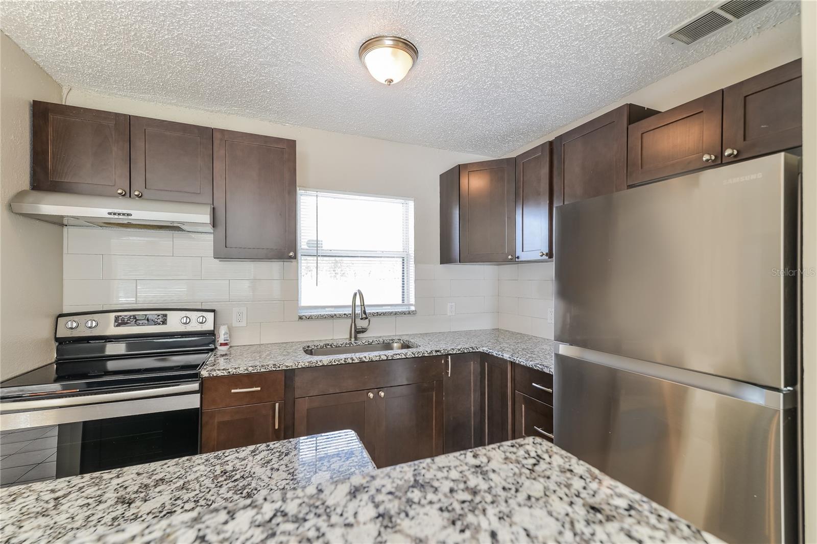 KENSINGTON PARK - Residential Lease