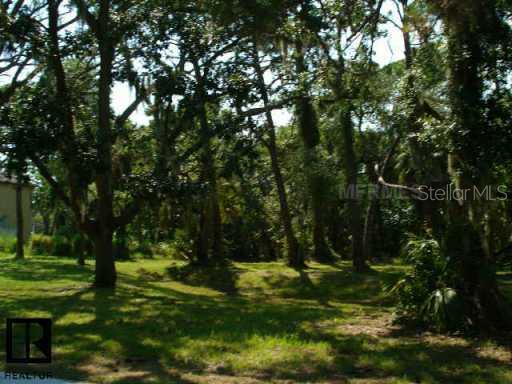 CANTON OAKS SUB - Land