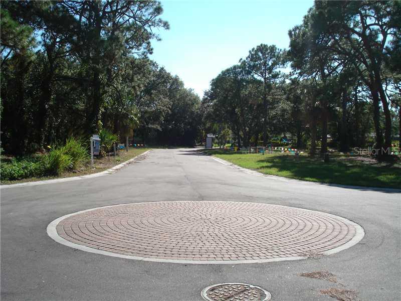 CANTON OAKS SUB - Land