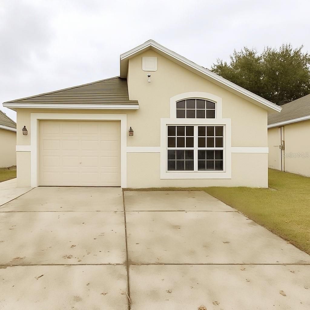 Photo of 12805 Parkbury Drive, Orlando, FL 32828 (MLS # TB8474711)