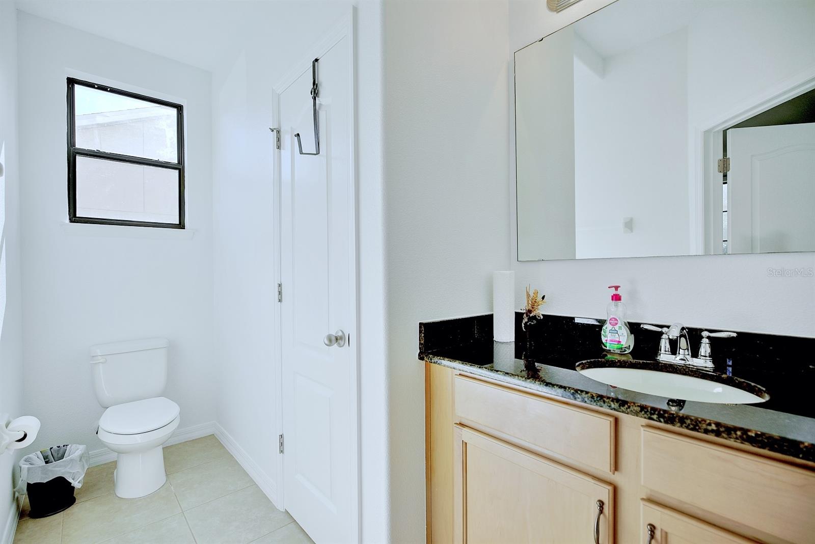 SHINGLE CRK RESERVE/OAKS PH V - Residential