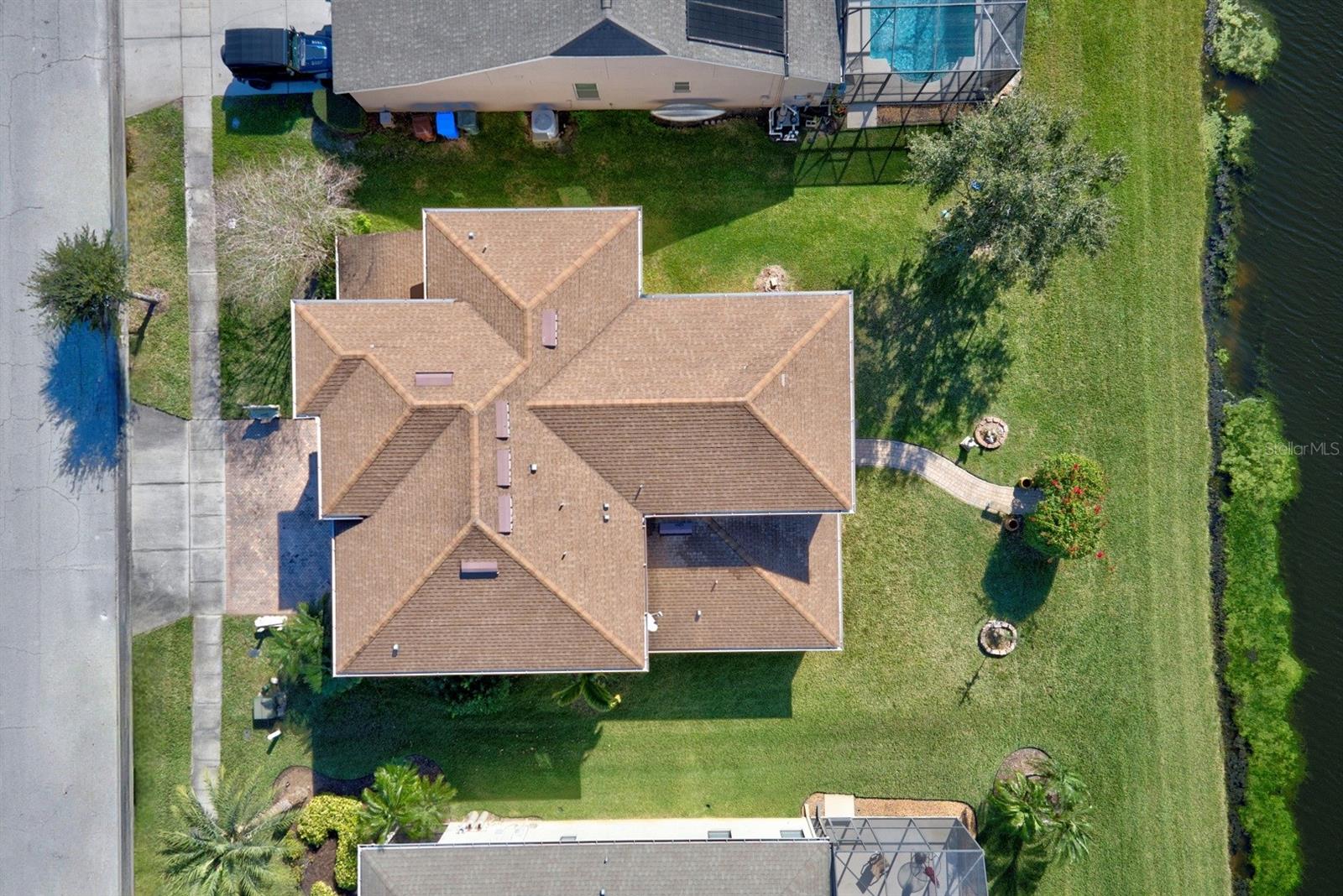 SHINGLE CRK RESERVE/OAKS PH V - Residential