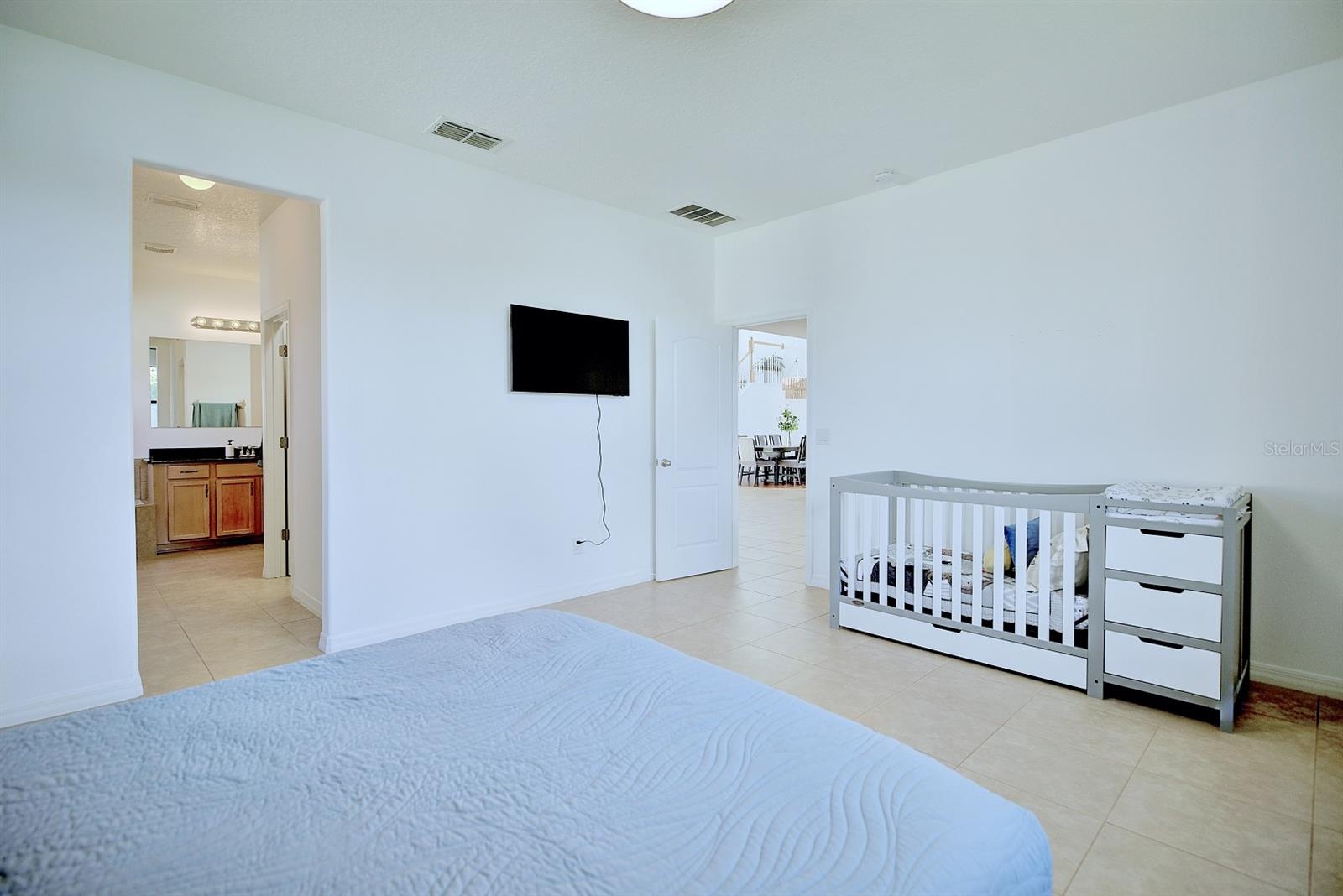 SHINGLE CRK RESERVE/OAKS PH V - Residential