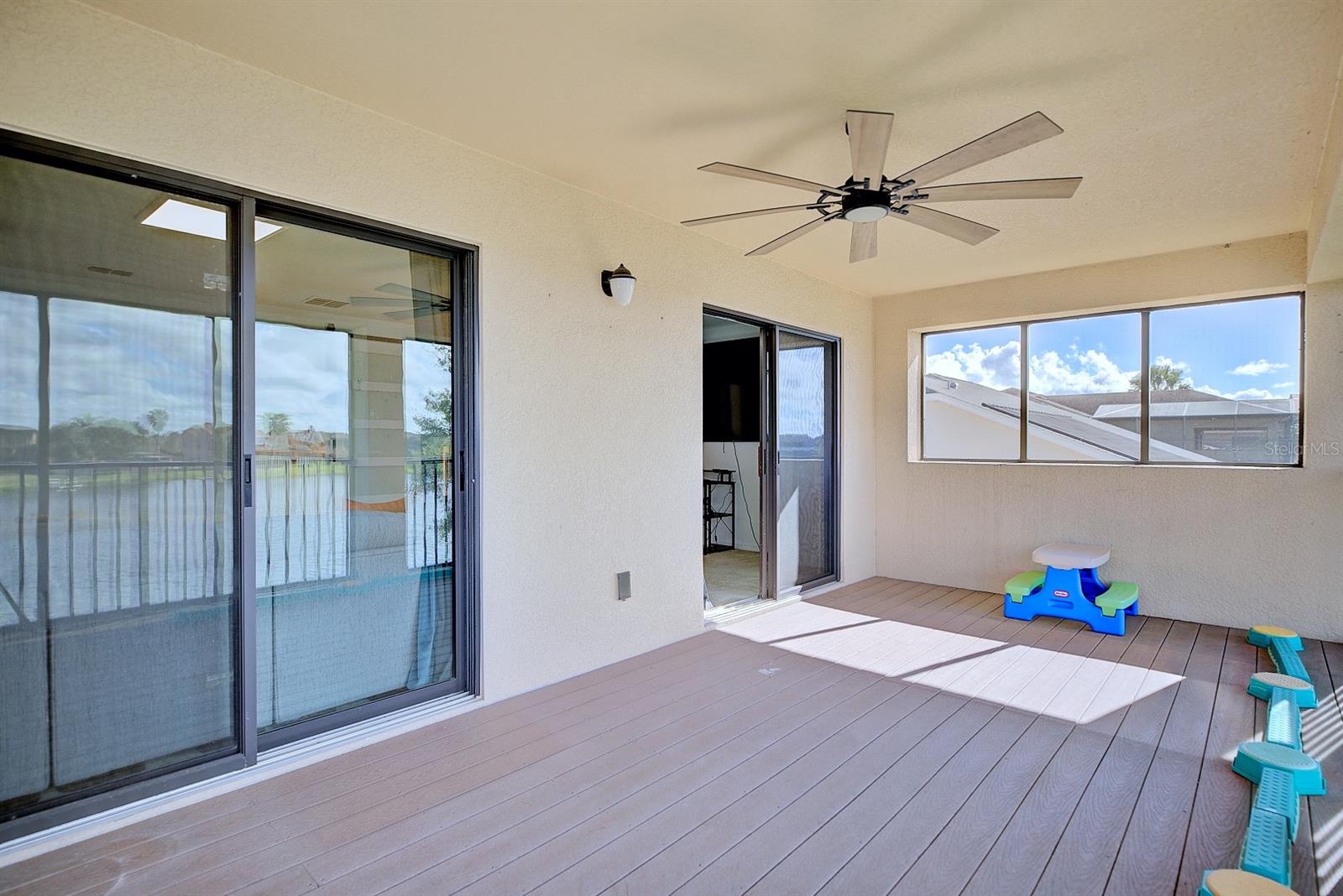 SHINGLE CRK RESERVE/OAKS PH V - Residential