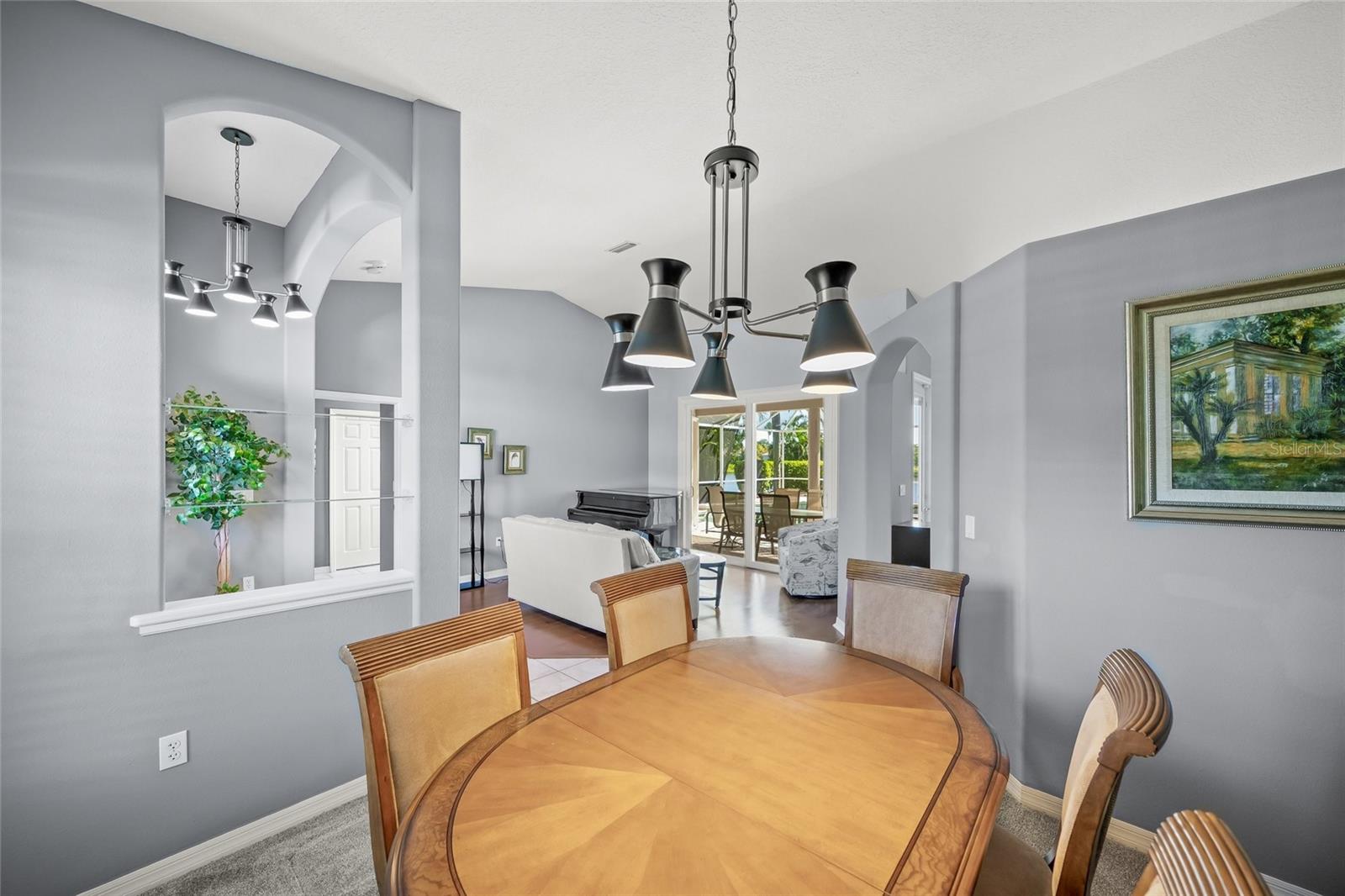 BARTON FARMS, LAUREL LAKES - Residential