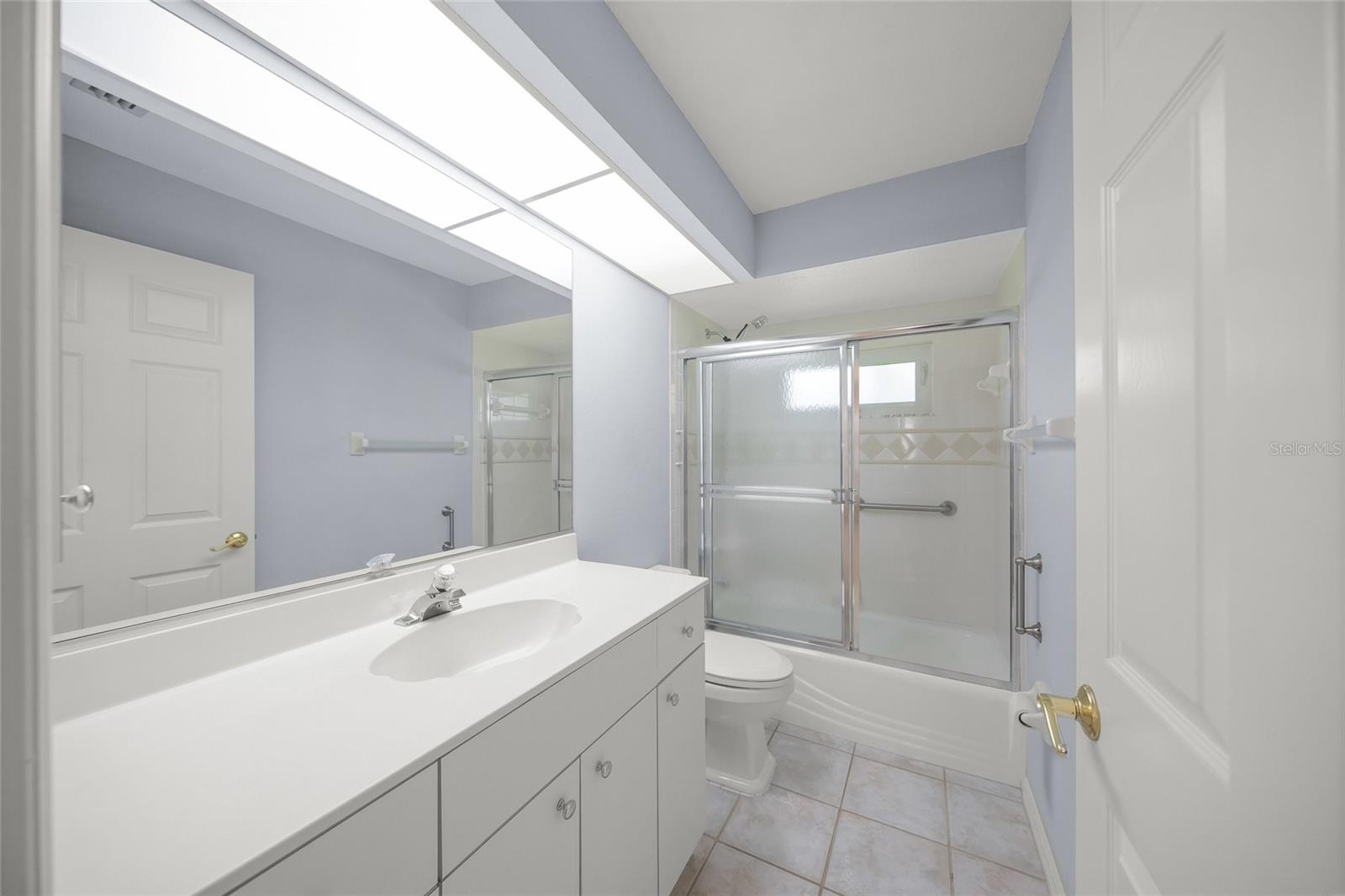 BARTON FARMS, LAUREL LAKES - Residential