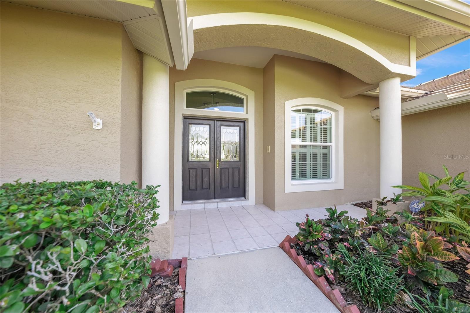 BARTON FARMS, LAUREL LAKES - Residential