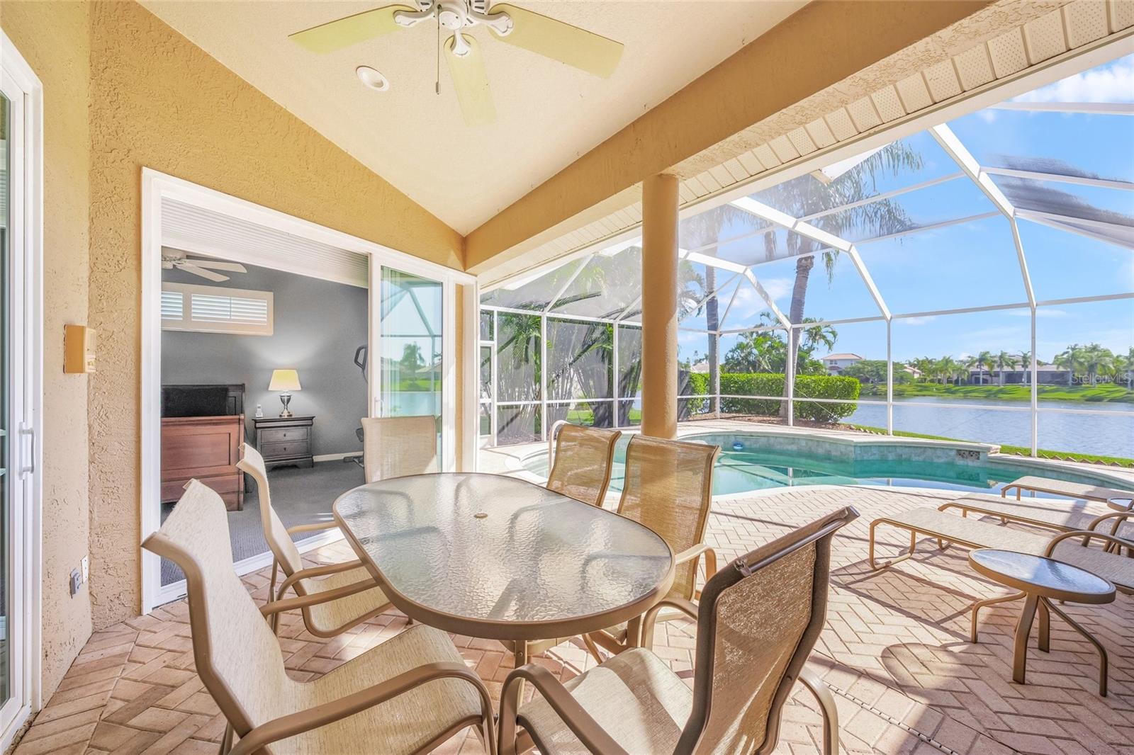 BARTON FARMS, LAUREL LAKES - Residential