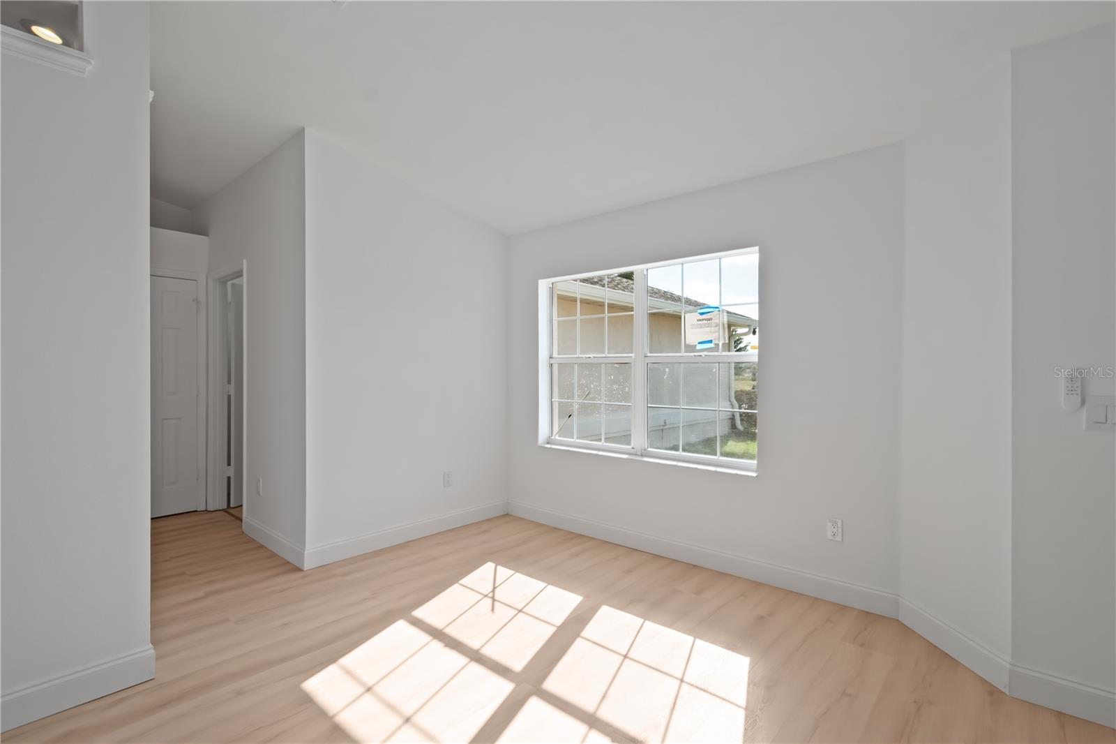 MARION OAKS UN 07 - Residential Lease