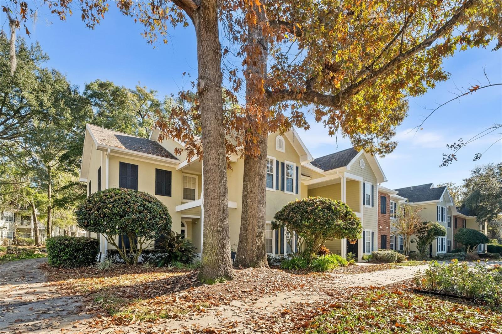 THE LINKS - Residential