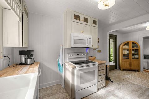 Tiny photo for 3350 NE 70th Street, Ocala, FL 34479 (MLS # OM725893)