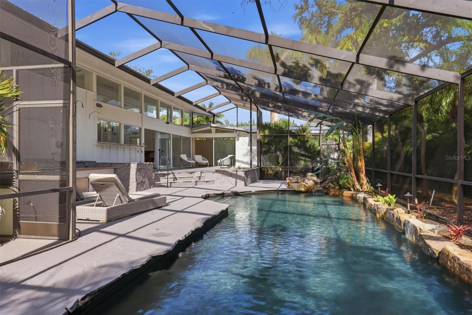 BIRD KEY SUB - Residential