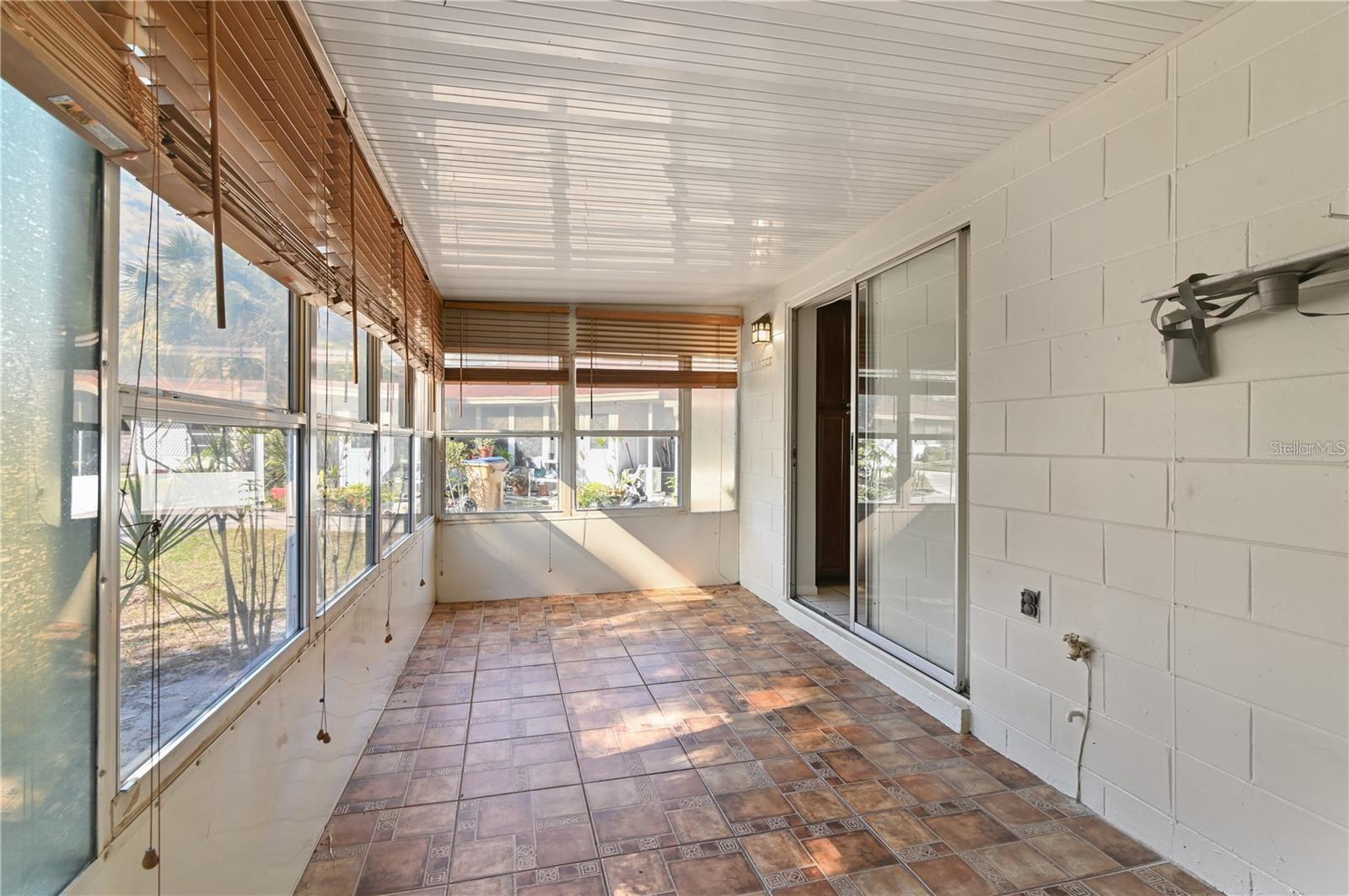 MARBRISA VILLAS - Residential