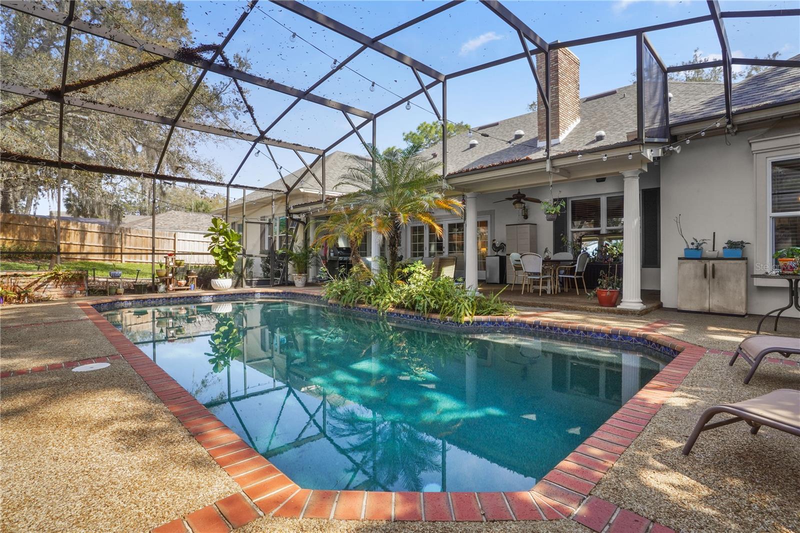 214 THISTLEWOOD CIRCLE