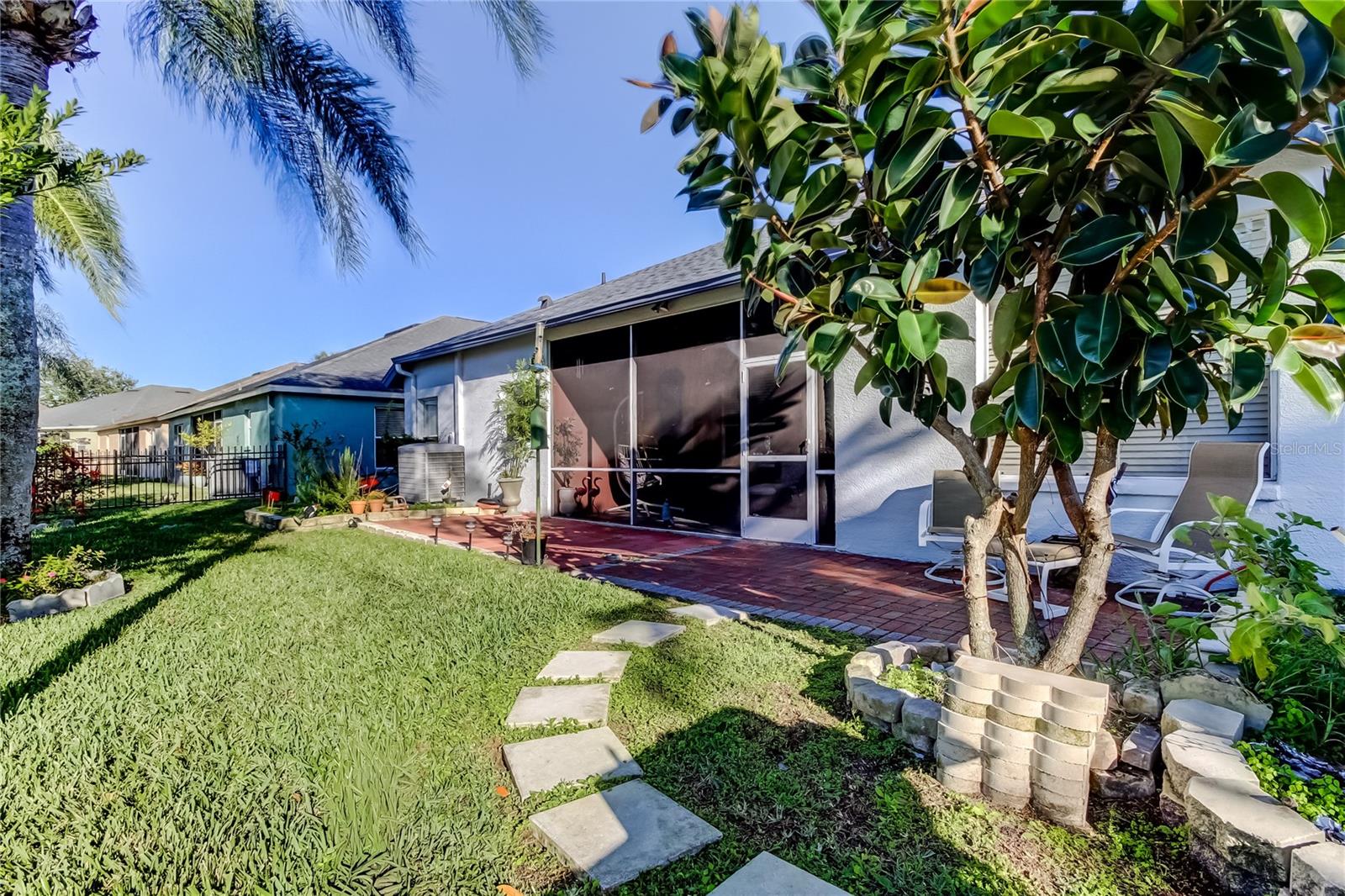 OAKSTEAD PRCL 9 & 10 - Residential