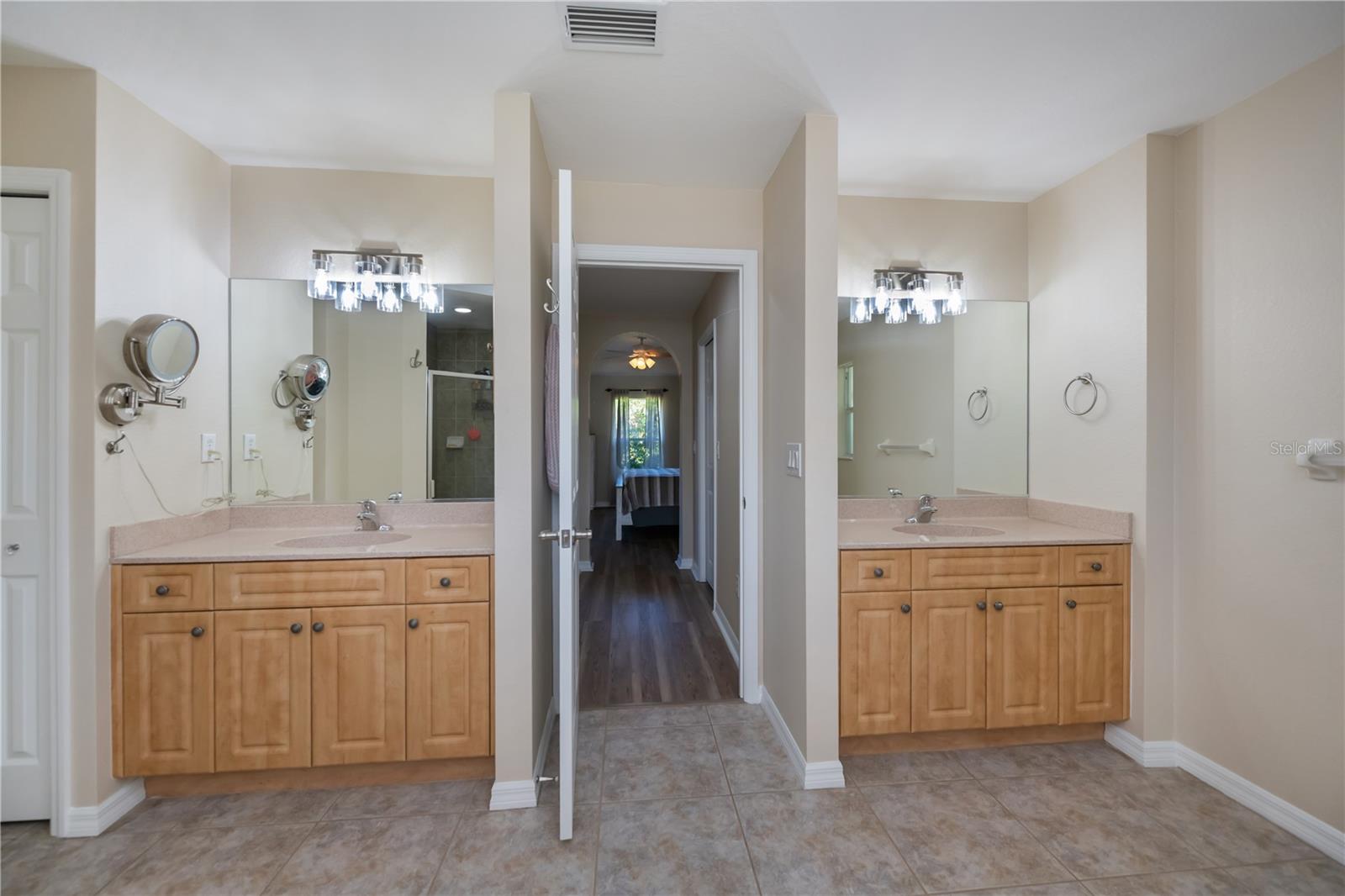 ROTONDA WEST OAKLAND HILLS - Residential