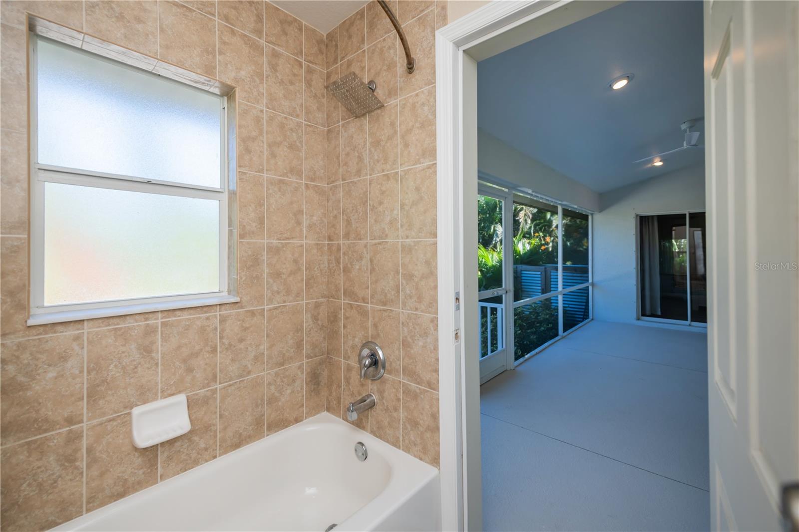 ROTONDA WEST OAKLAND HILLS - Residential