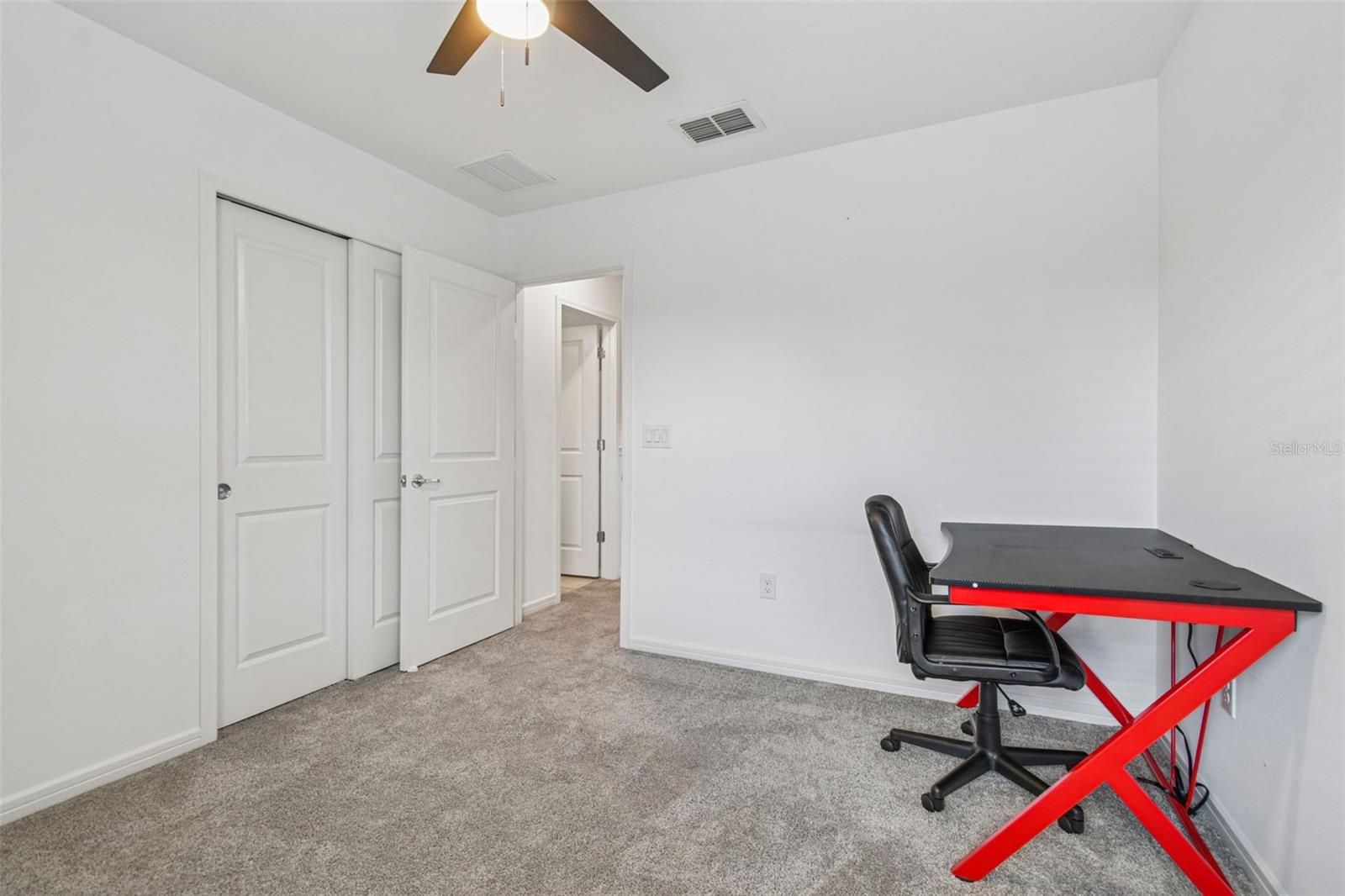 HAMMOCK CREST - Residential