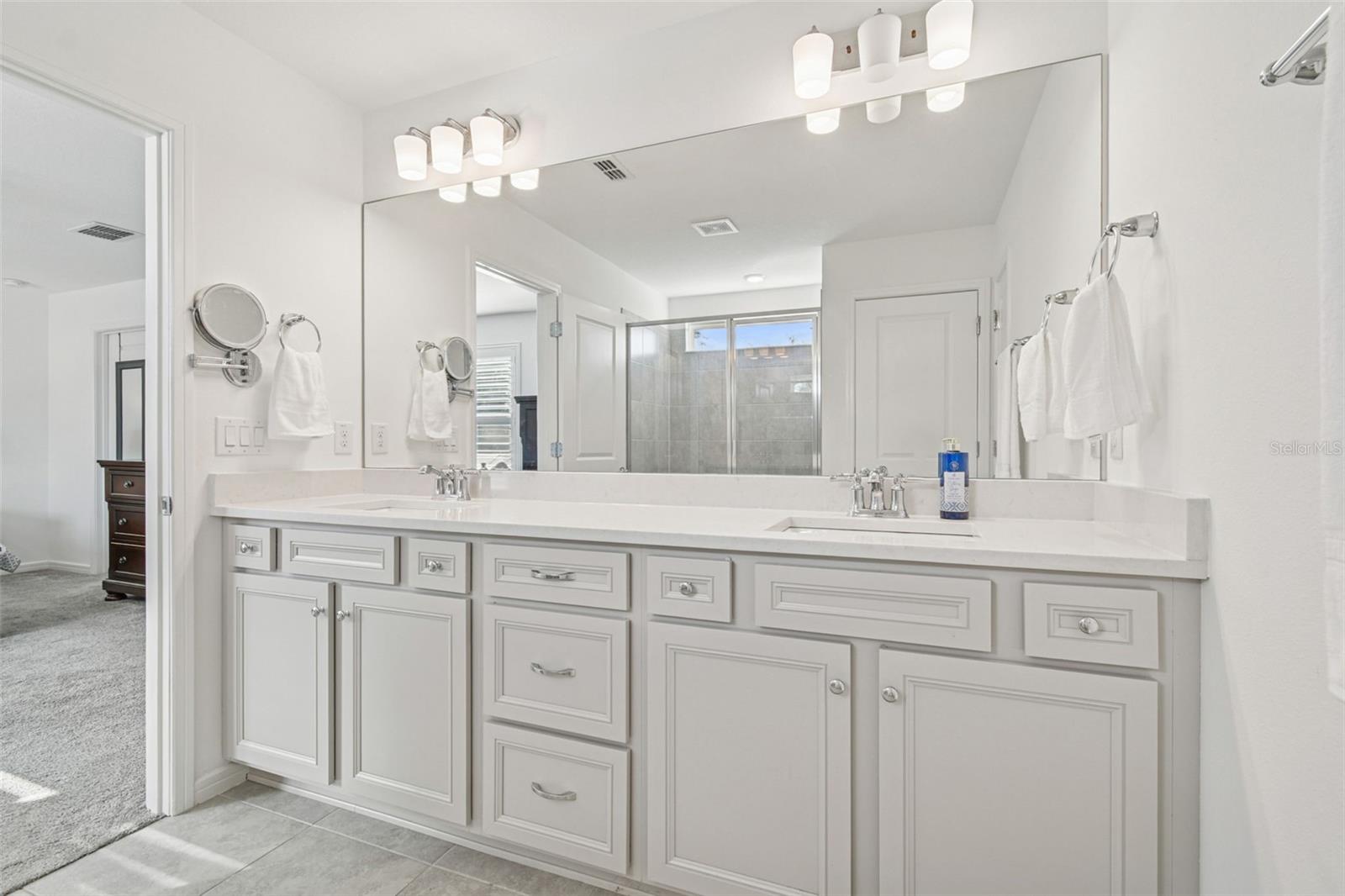 HAMMOCK CREST - Residential