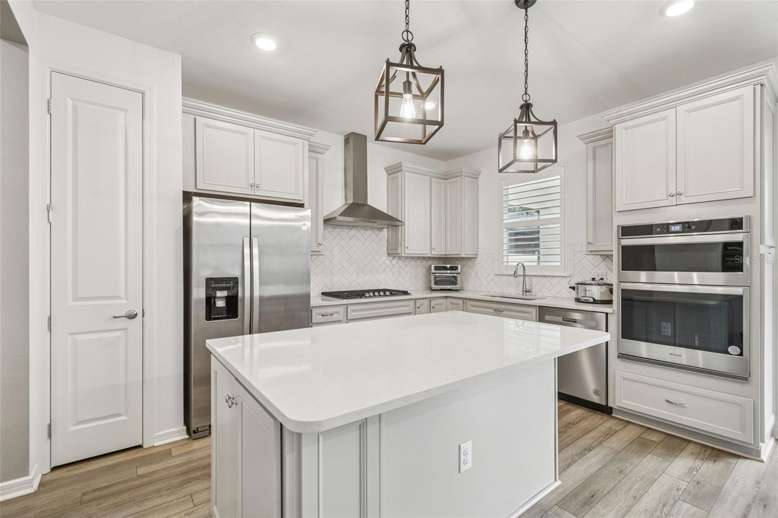 HAMMOCK CREST - Residential