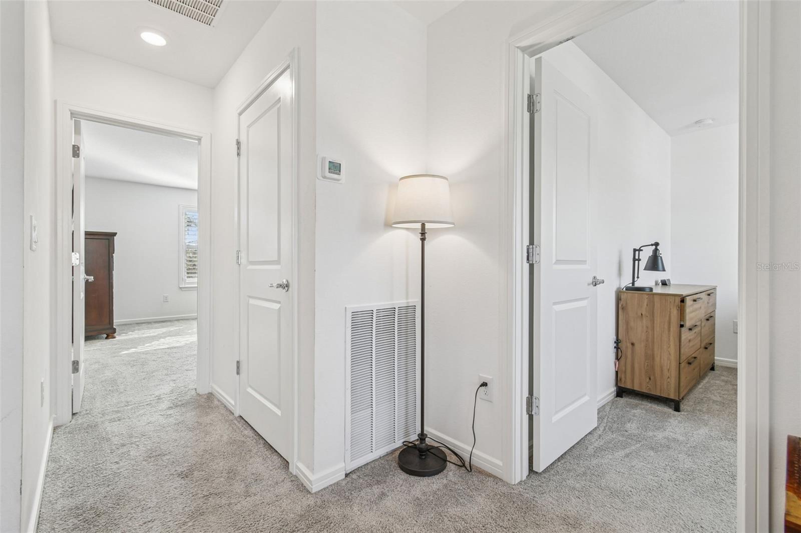 HAMMOCK CREST - Residential