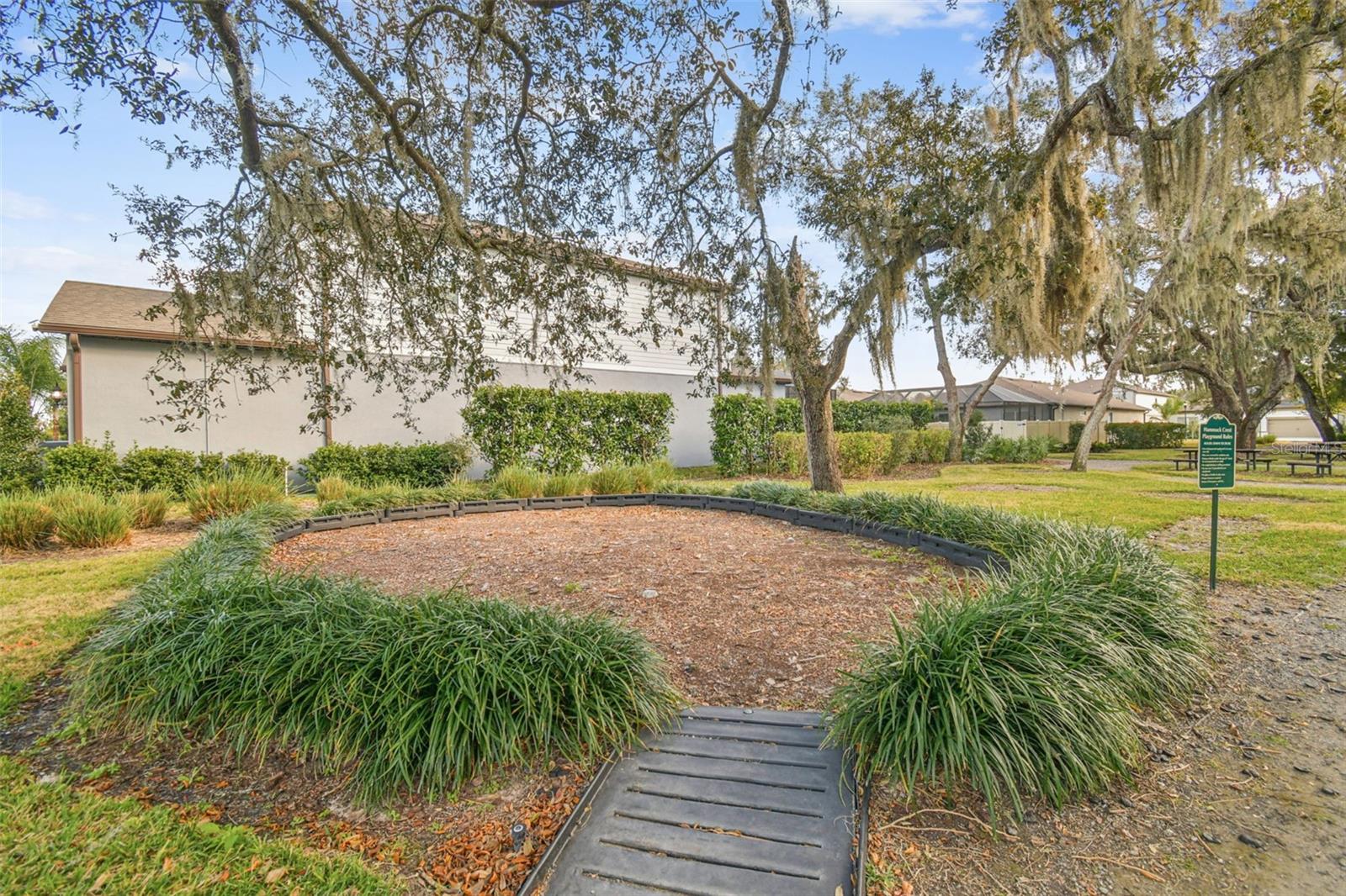 HAMMOCK CREST - Residential