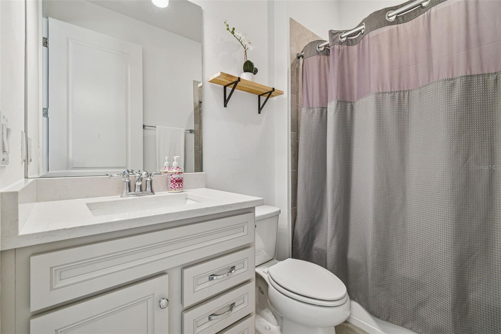 HAMMOCK CREST - Residential