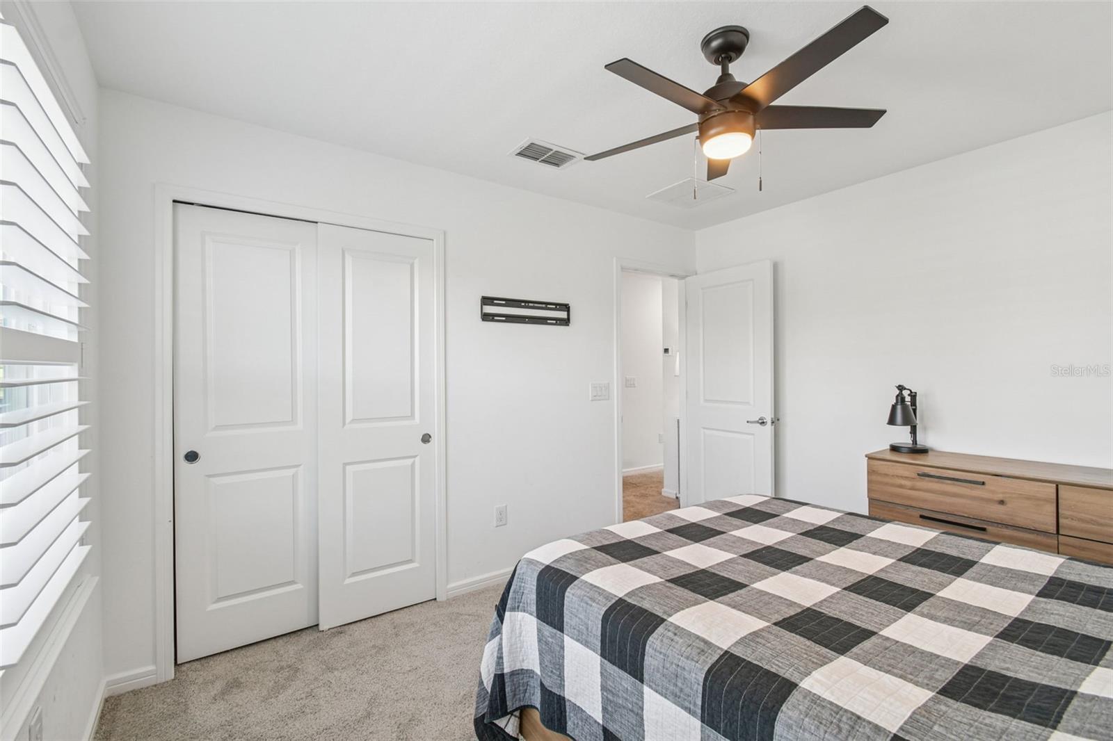 HAMMOCK CREST - Residential