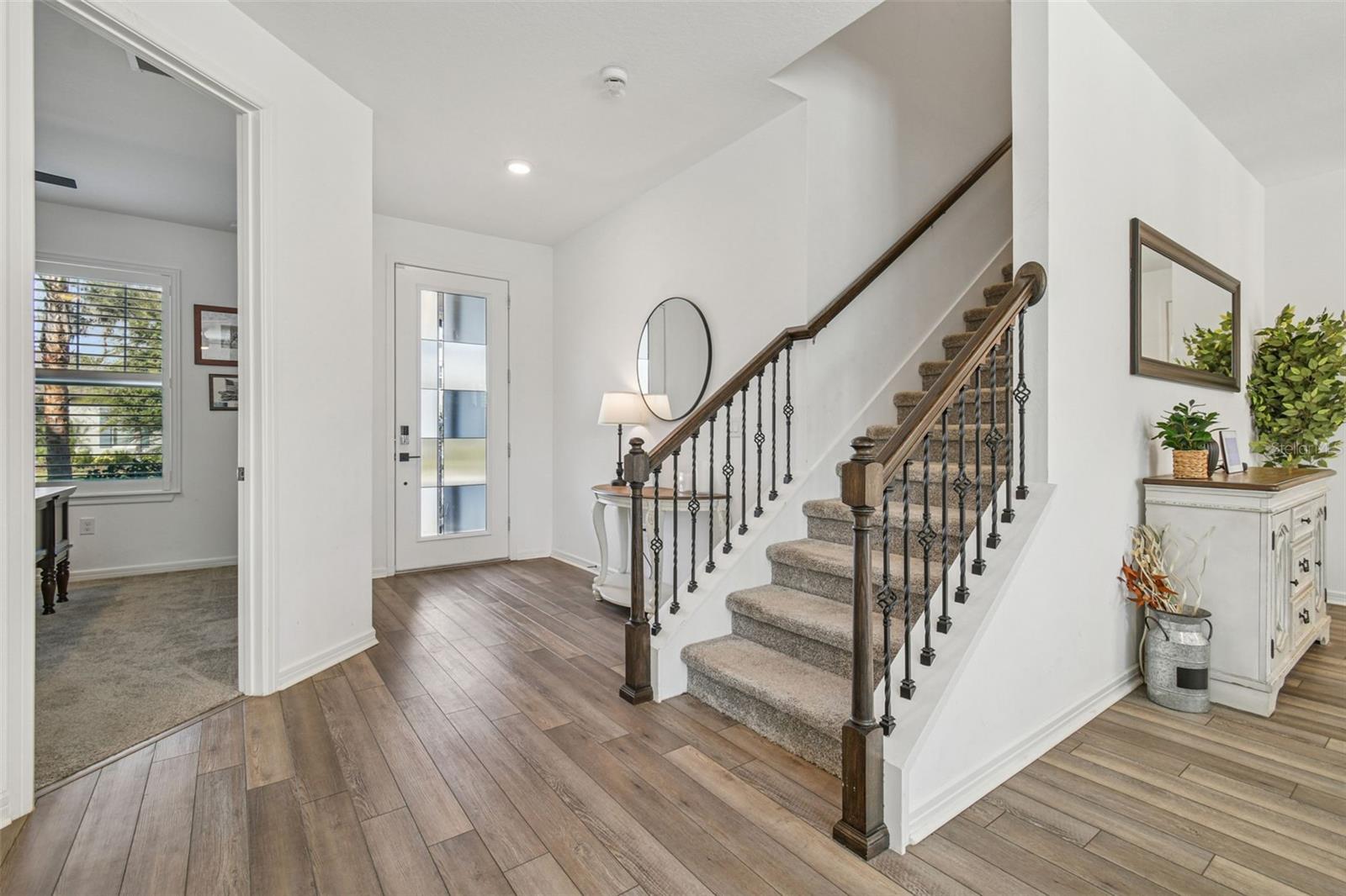 HAMMOCK CREST - Residential