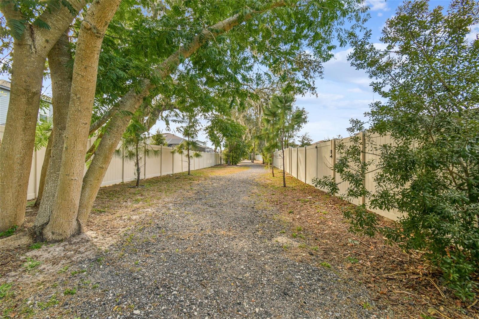 HAMMOCK CREST - Residential