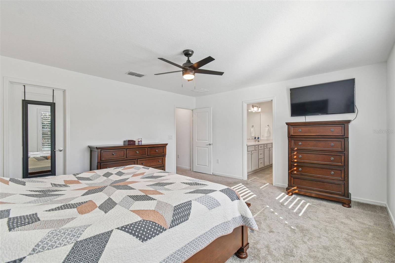 HAMMOCK CREST - Residential