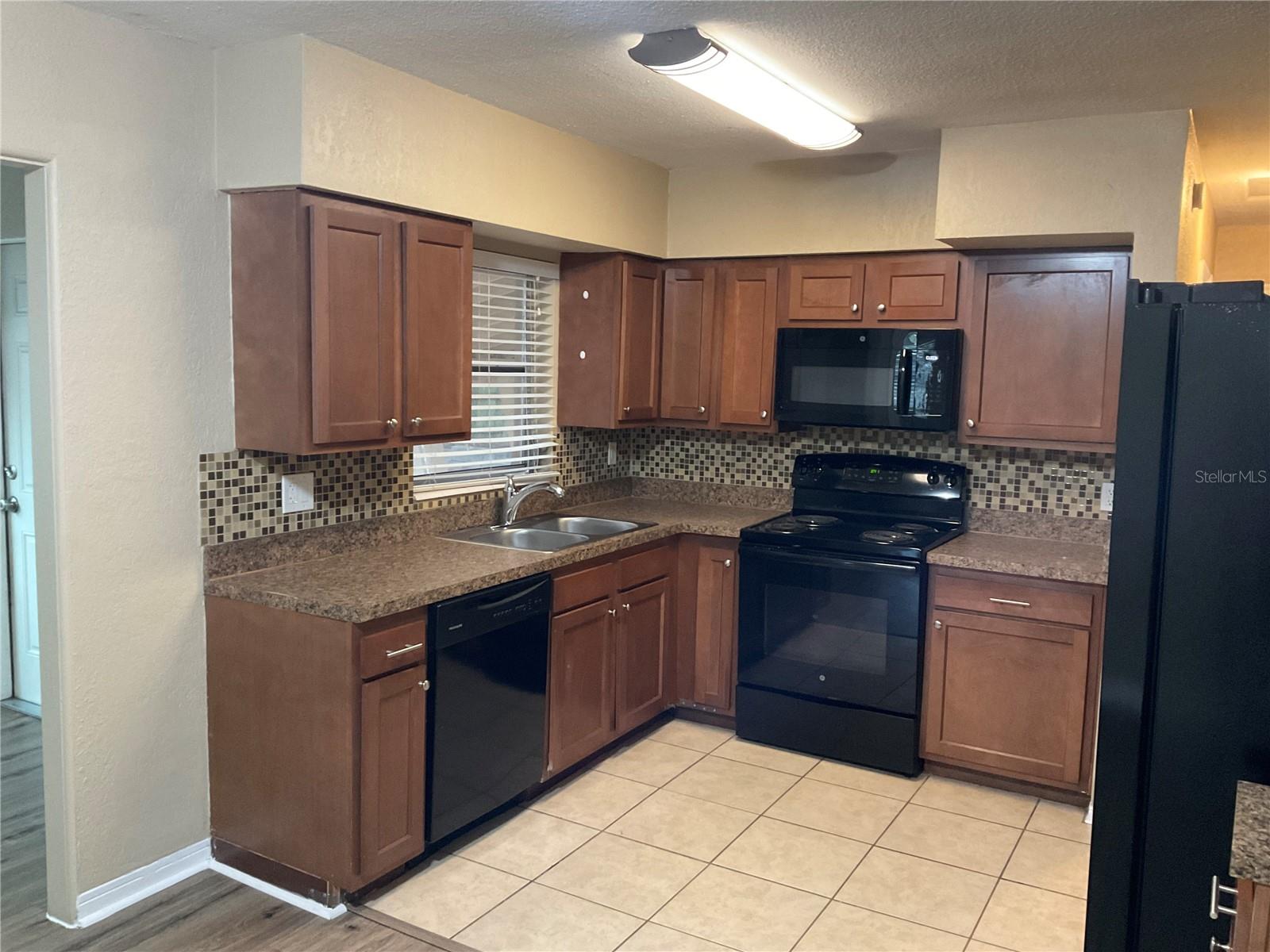 BAY VISTA PARK REP - Residential Lease