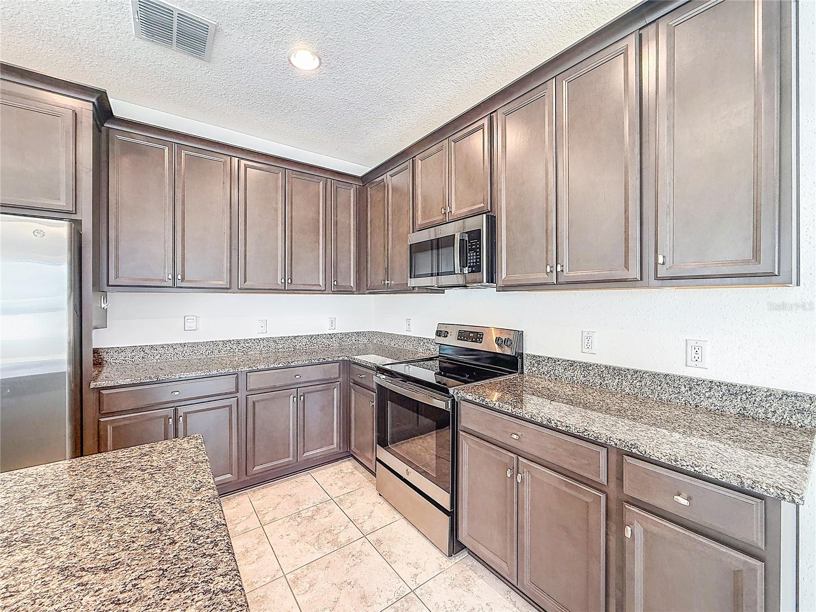 COBBLESTONE PH 1 - Residential Lease