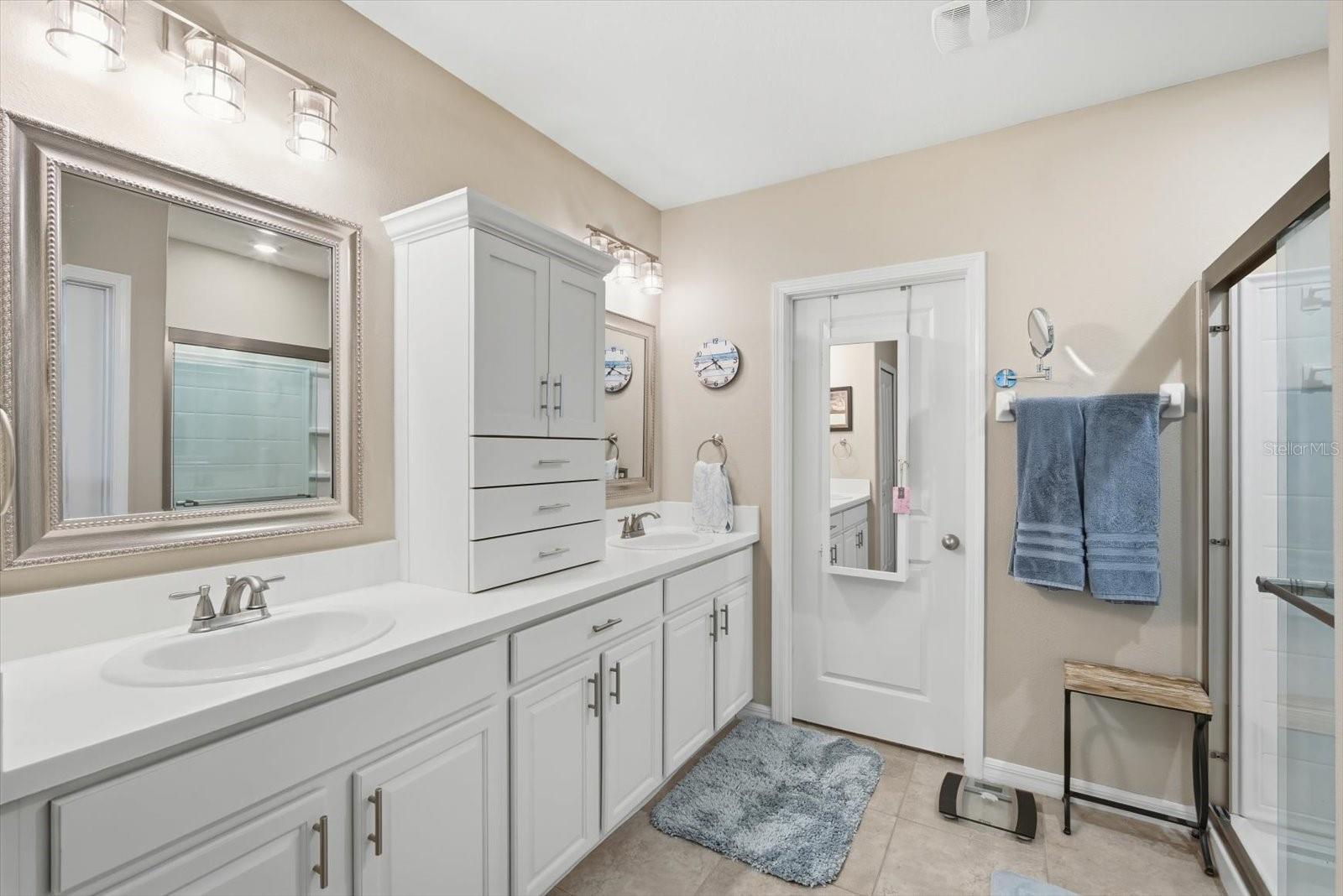 CARLTON LAKES WEST PH 1 & - Residential