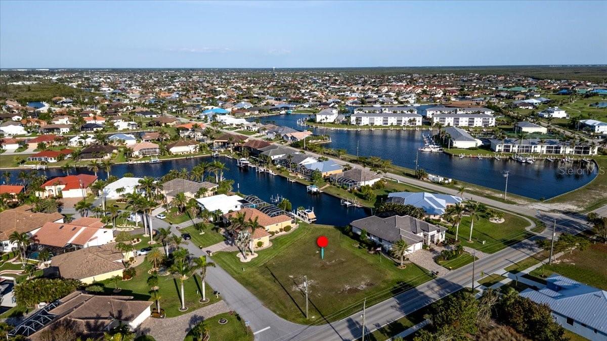 PUNTA GORDA ISLES SEC 14 - Land