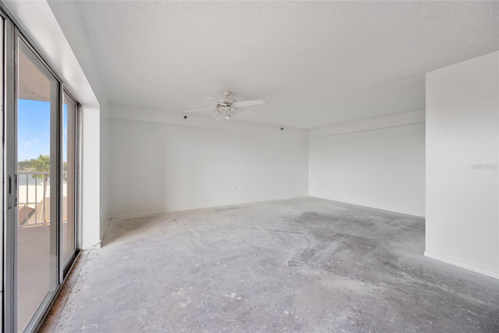 SOUTH BAY CONDO - Residential