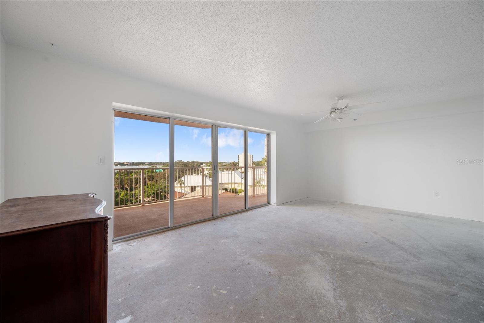 SOUTH BAY CONDO - Residential