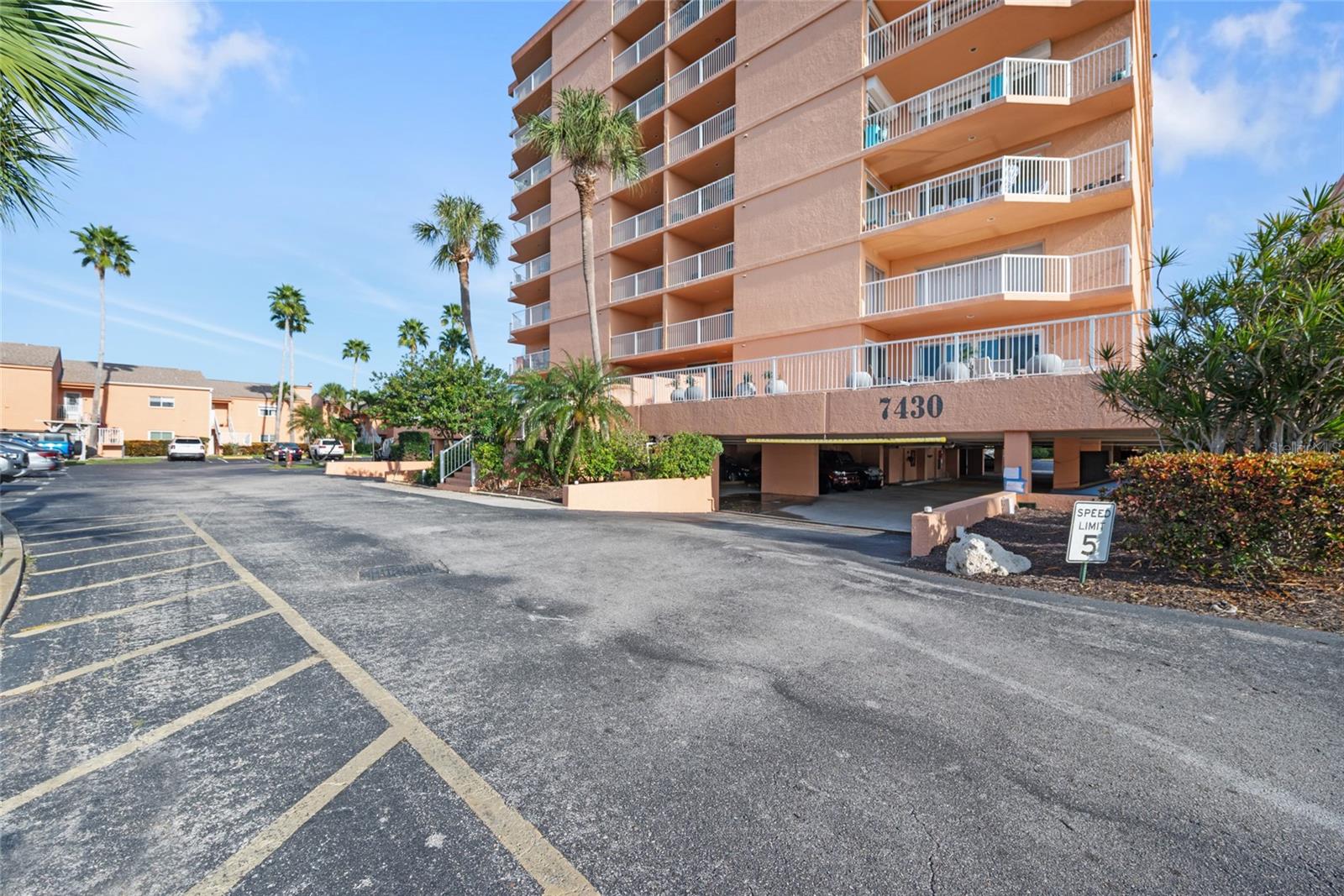 SOUTH BAY CONDO - Residential