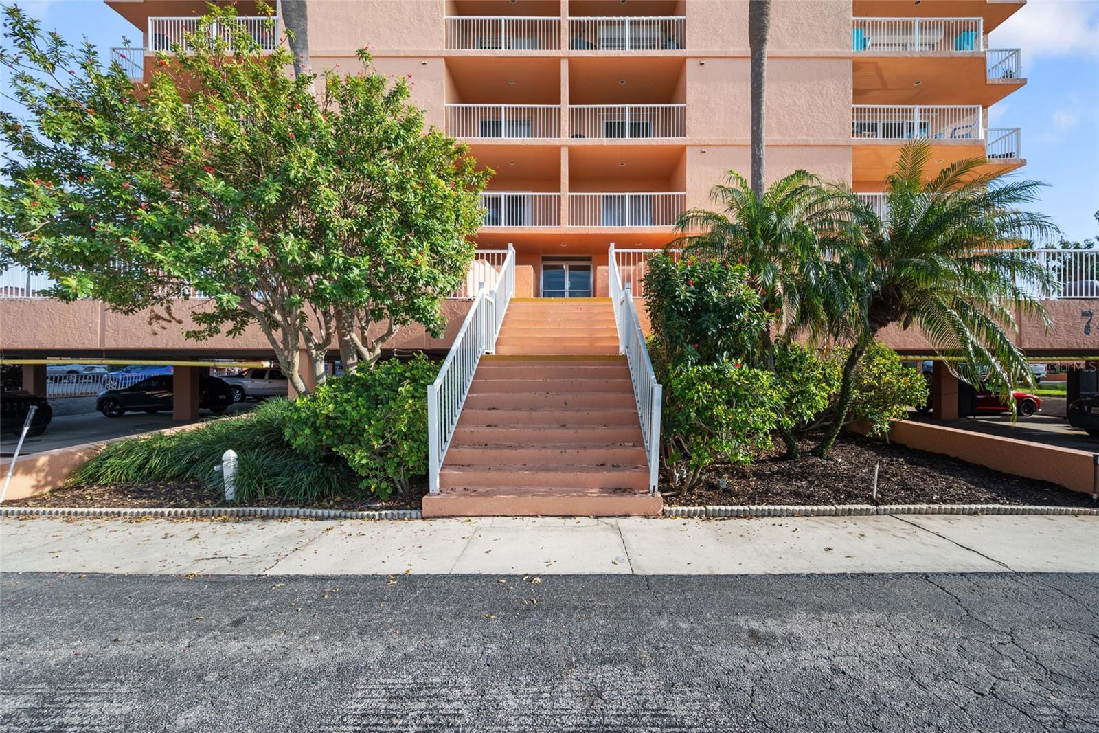 SOUTH BAY CONDO - Residential