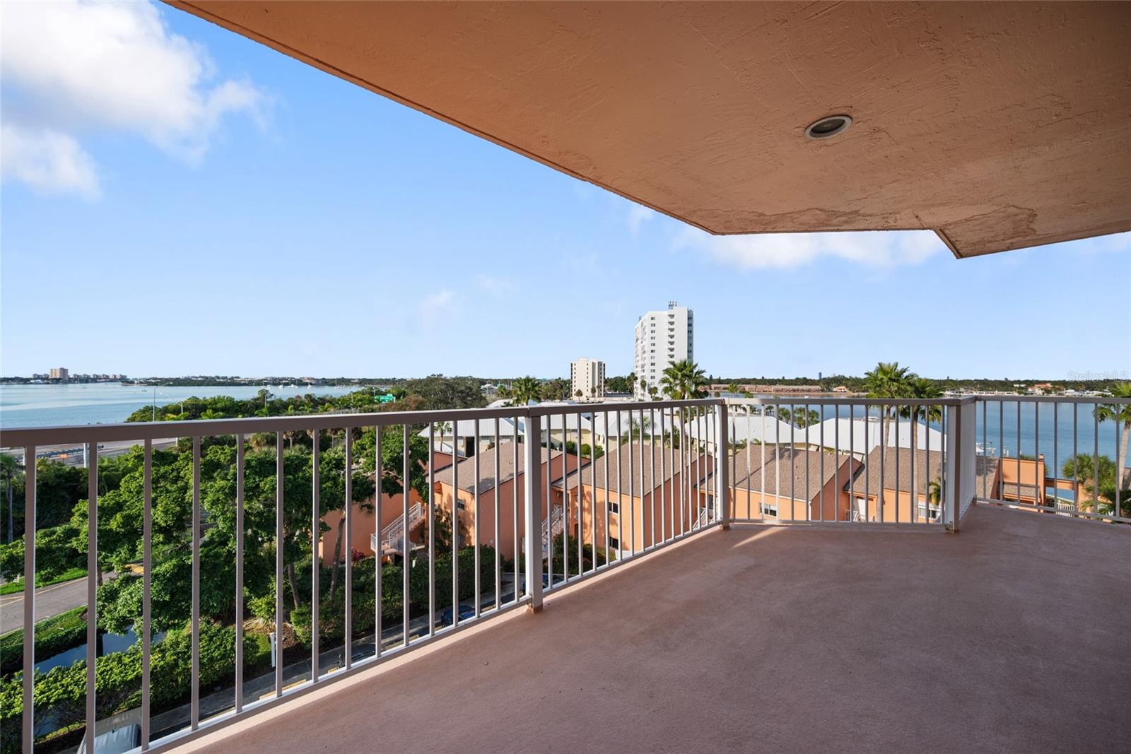 SOUTH BAY CONDO - Residential