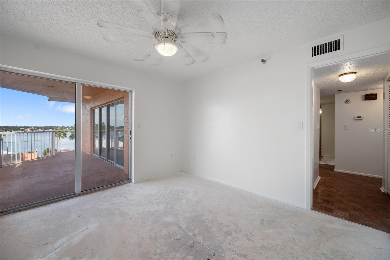 SOUTH BAY CONDO - Residential