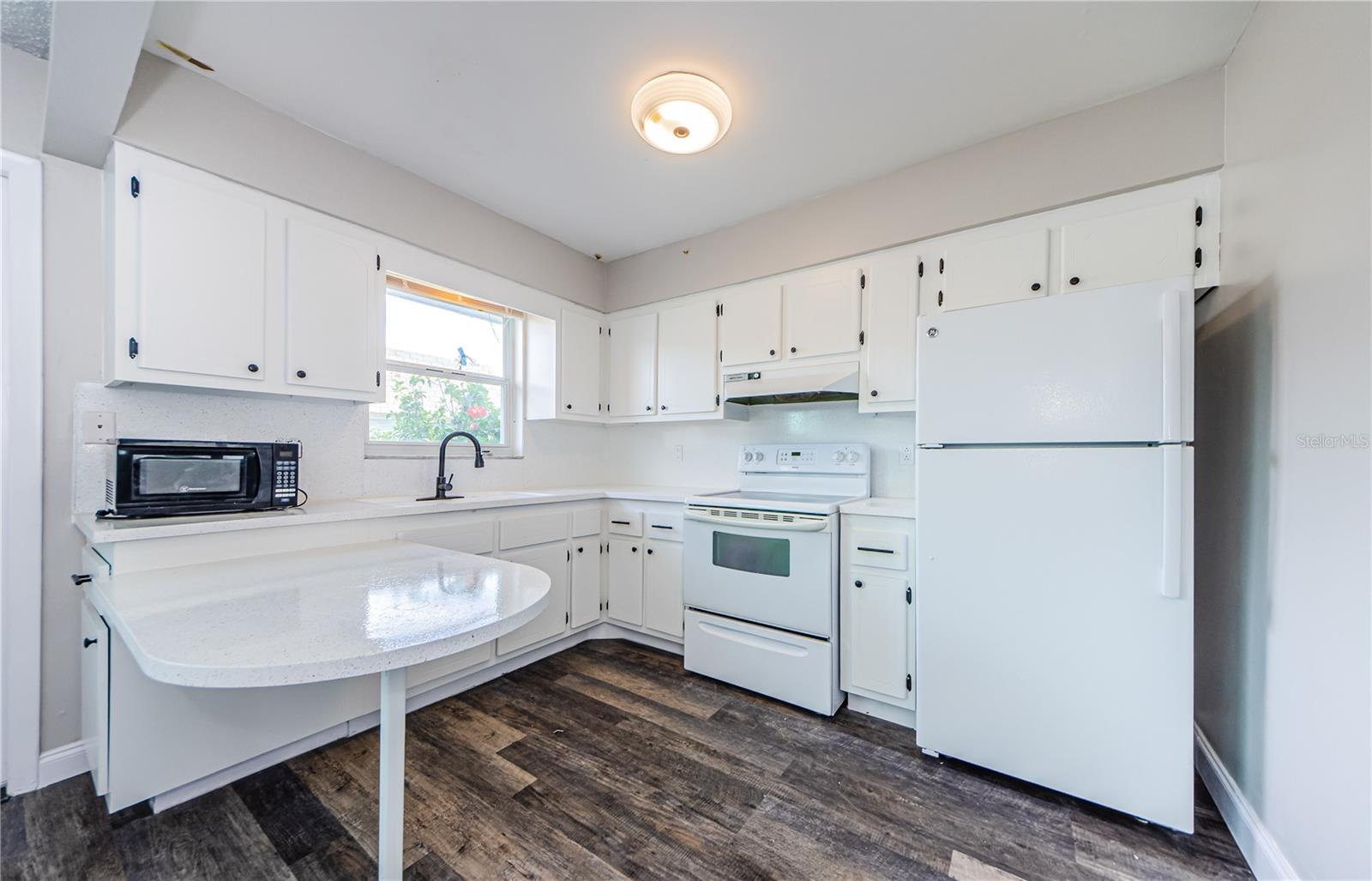 VENDOME VILLAGE - Residential