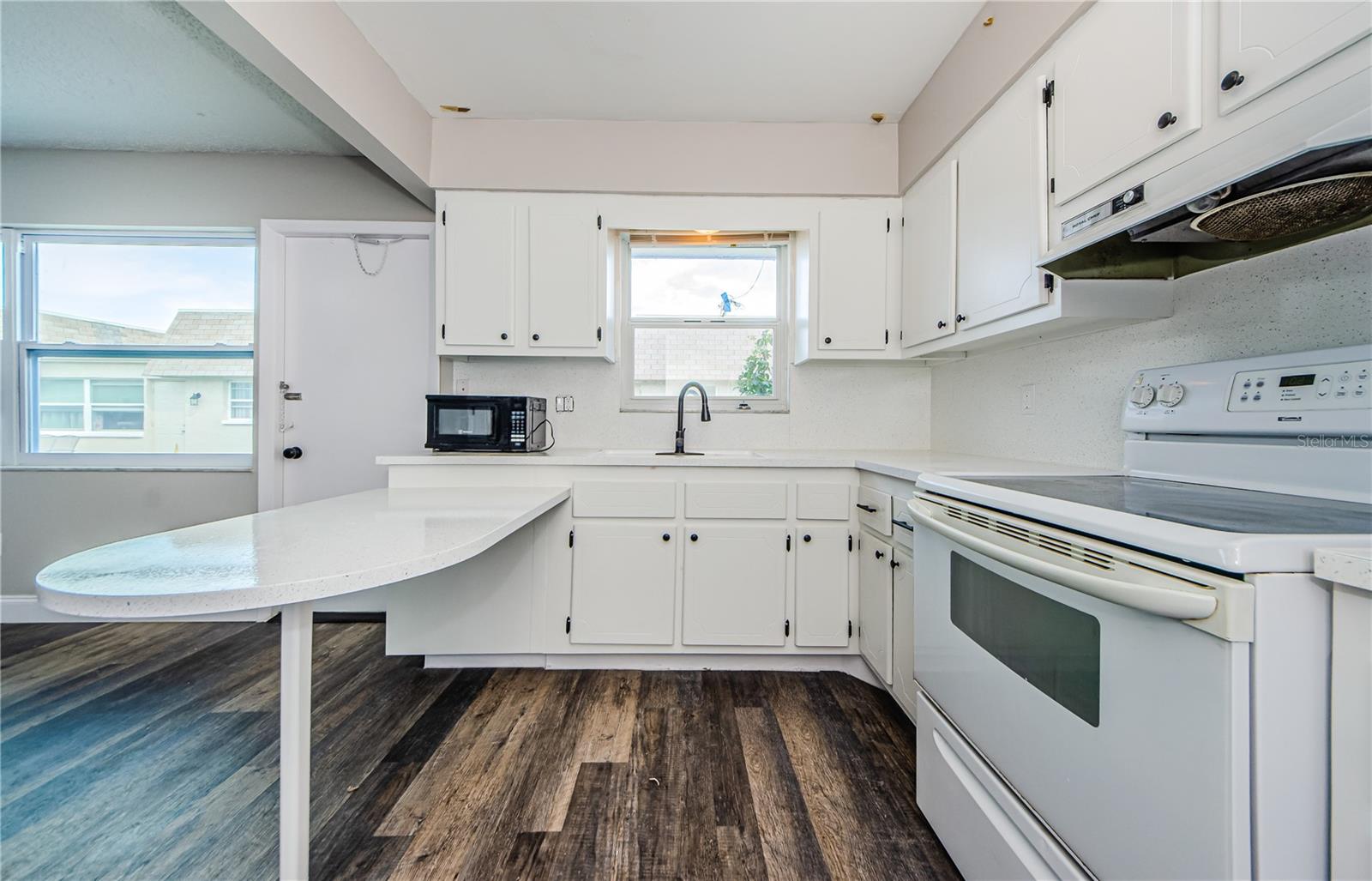 VENDOME VILLAGE - Residential