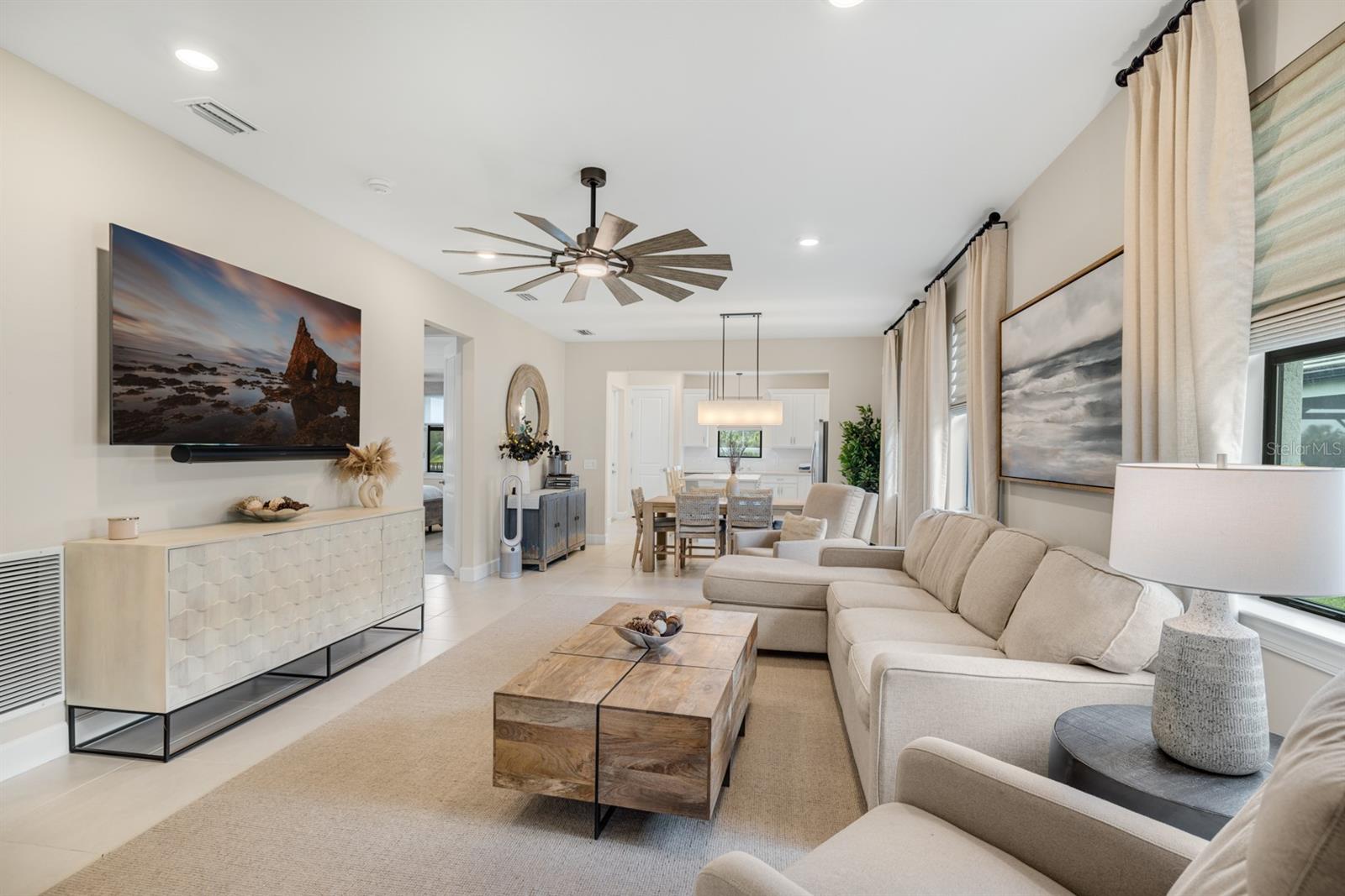6239 BAYWOOD COURT