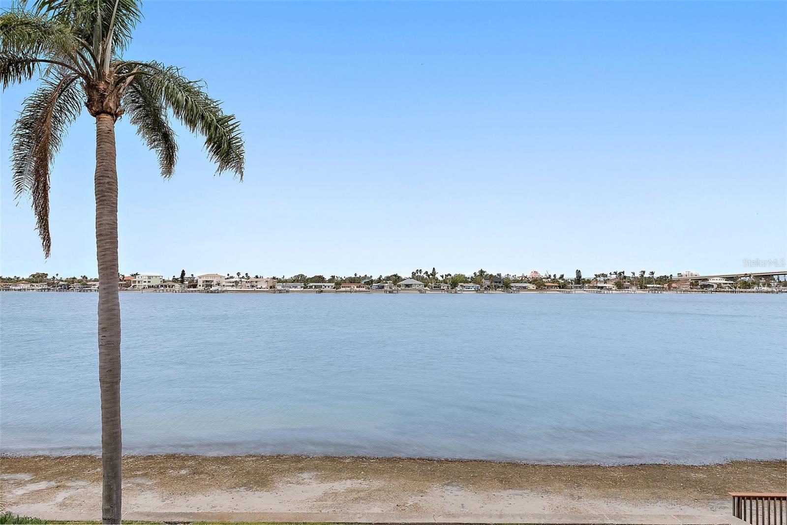 BAHIA VISTA UNIT III - Residential